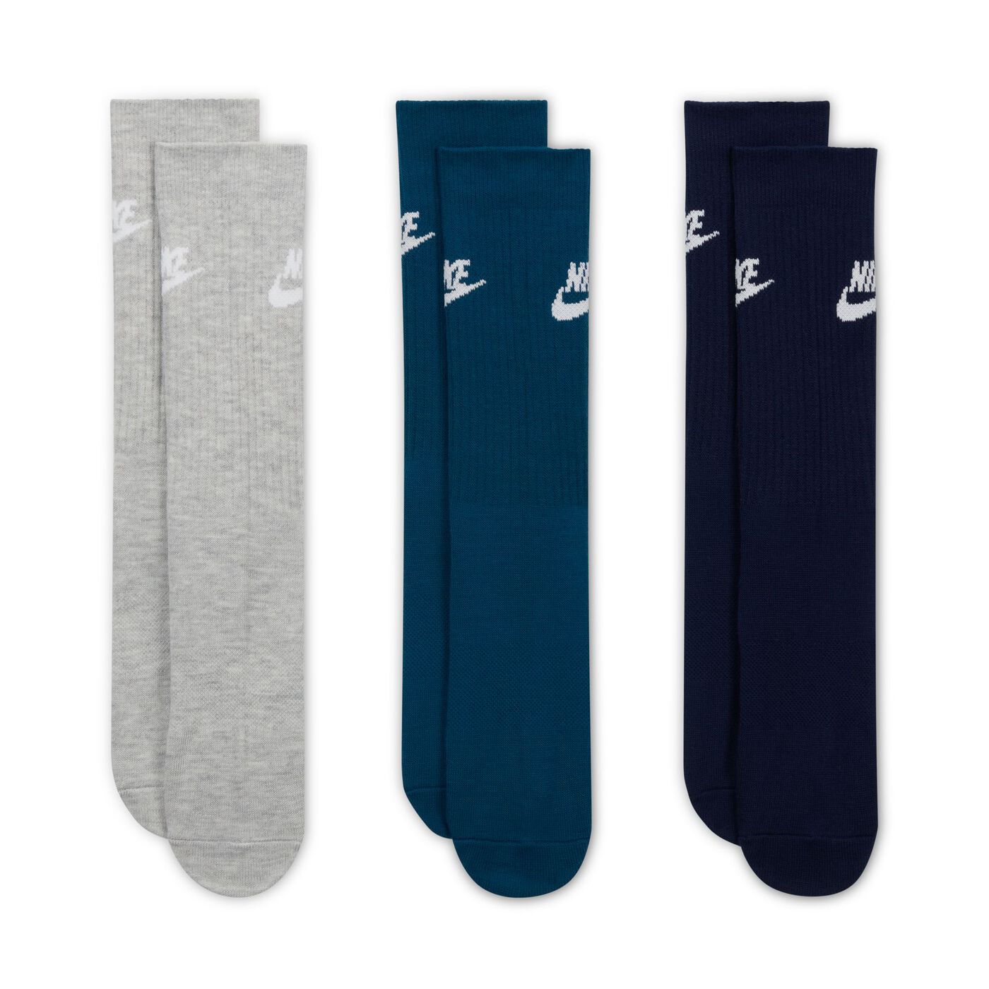 Sportswear Everyday Essential Crew Socks (3 Pairs)