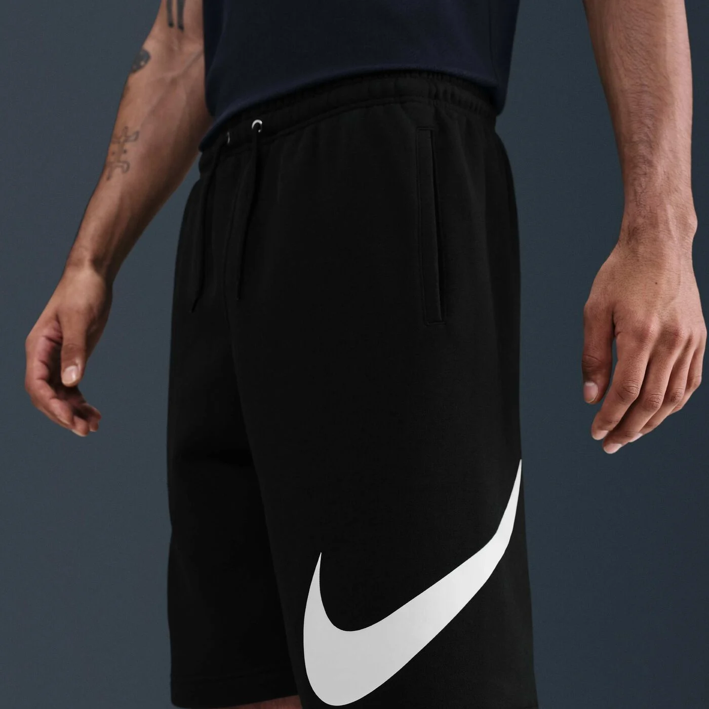 Men's Sportswear Club Graphic Shorts