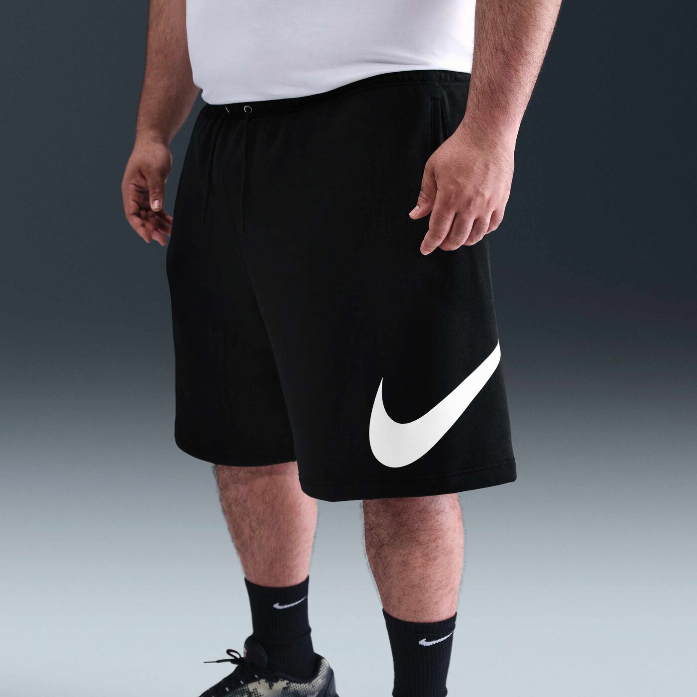Men's Sportswear Club Graphic Shorts