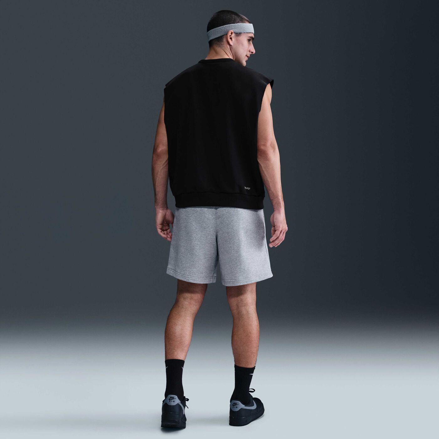 Men's Standard Issue Dri-FIT Sleeveless Basketball Sweatshirt