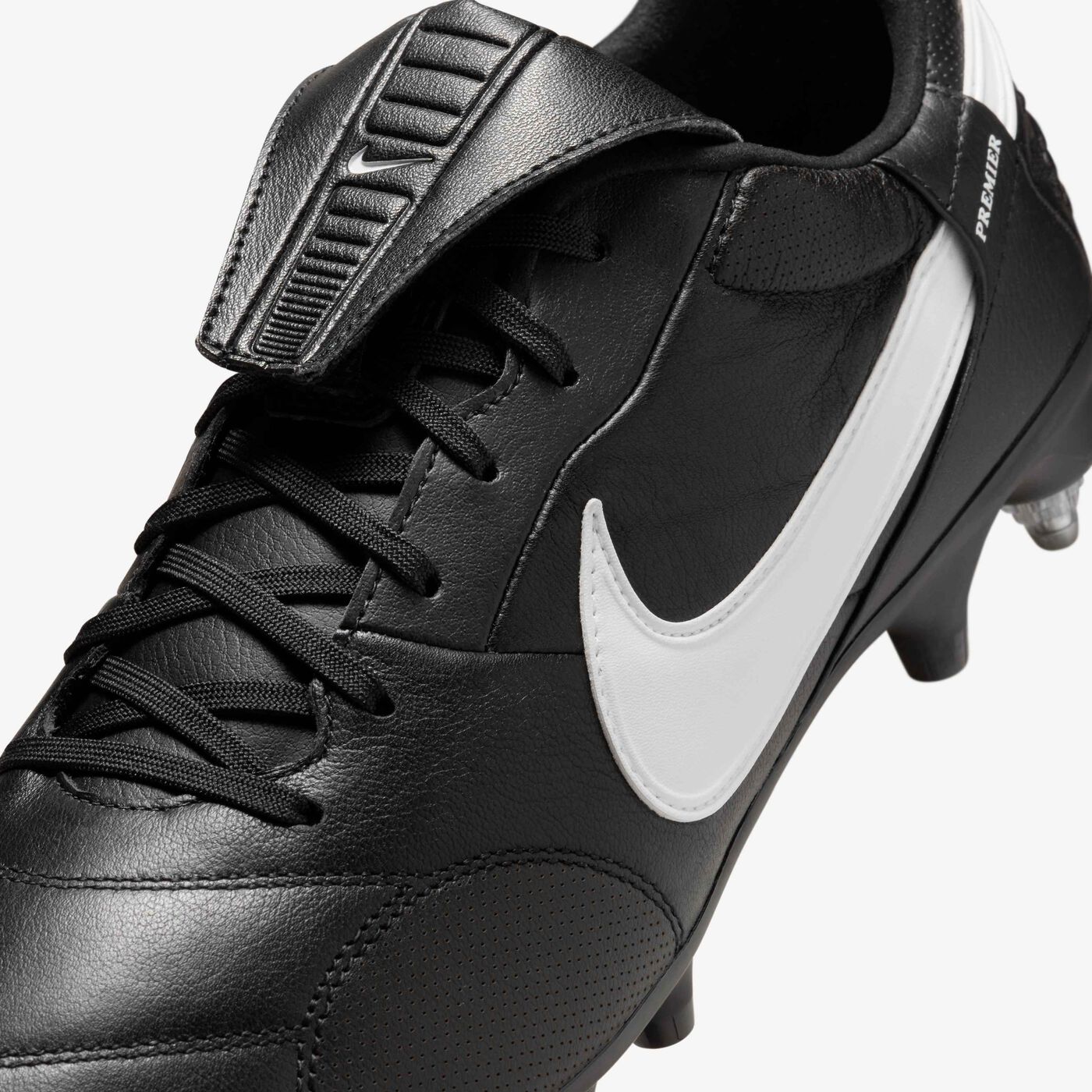 Premier 3 Pro Soft Ground Football Shoes