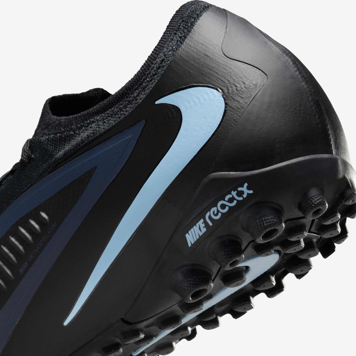 Men's Phantom 6 Low Pro Turf Ground Football Shoes
