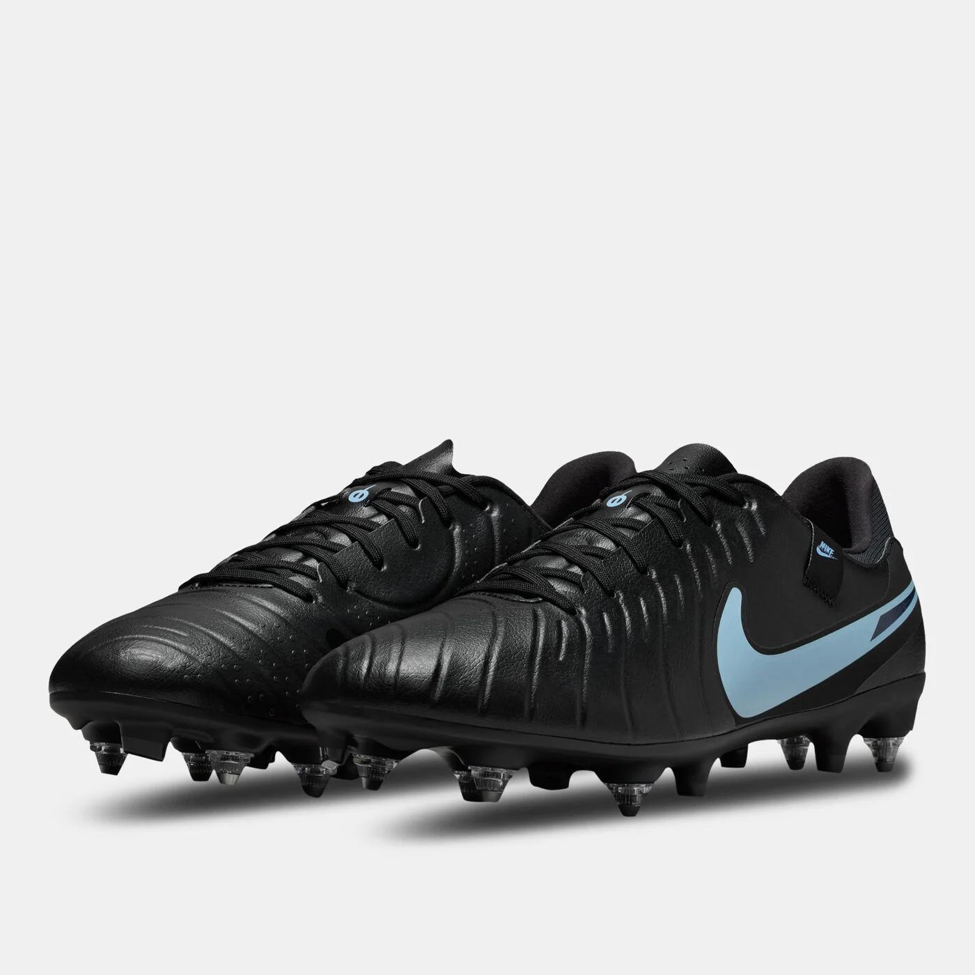Men's Tiempo Legend 10 Academy Low-Top Soccer Cleats