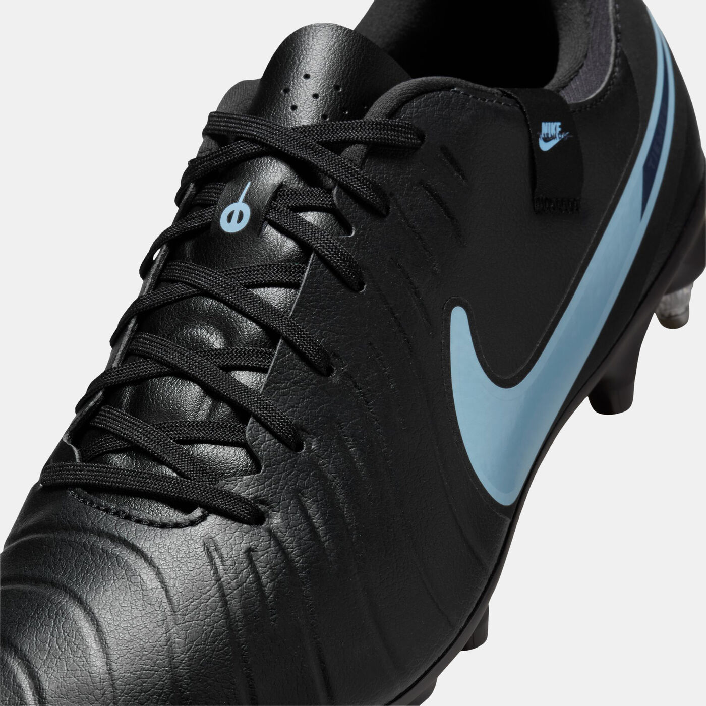 Men's Tiempo Legend 10 Academy Low-Top Soccer Cleats