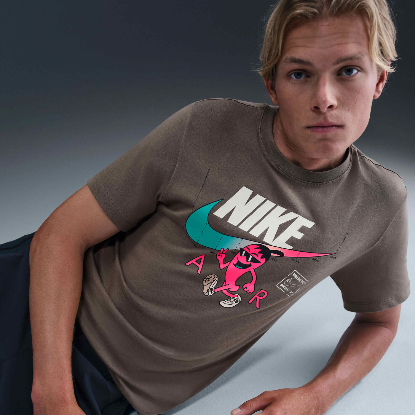 Men's Sportswear Sole Food T-Shirt