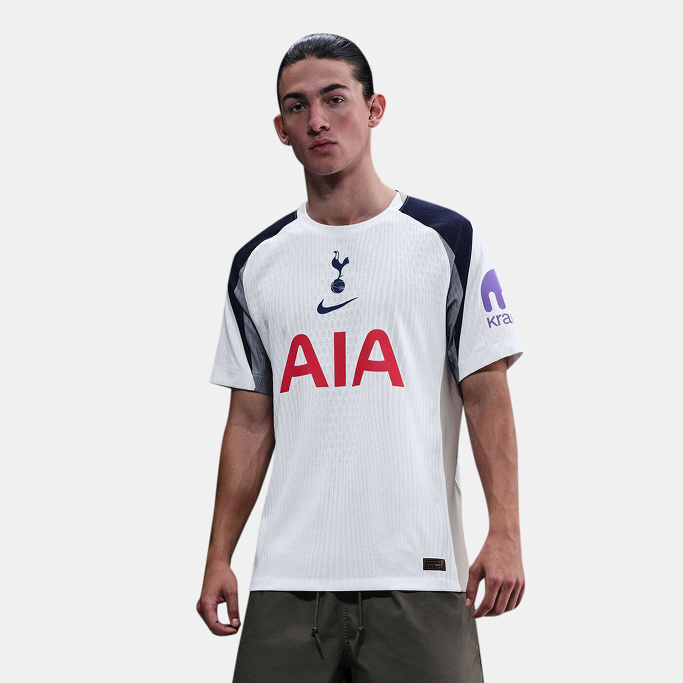 Men's Tottenham Hotspur 2025/26 Home Authentic Football Jersey