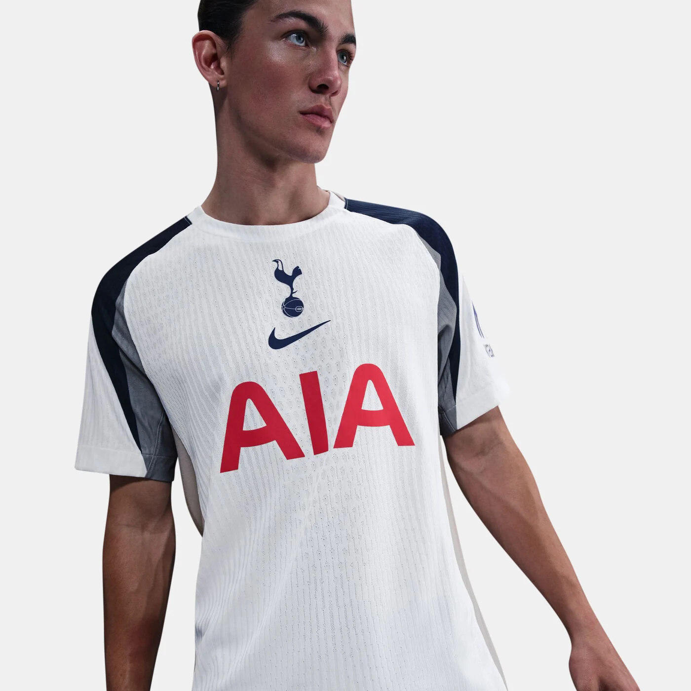 Men's Tottenham Hotspur 2025/26 Home Authentic Football Jersey