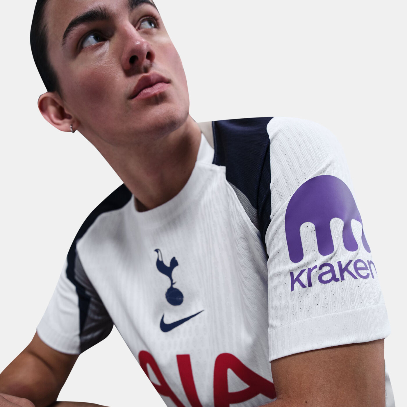 Men's Tottenham Hotspur 2025/26 Home Authentic Football Jersey