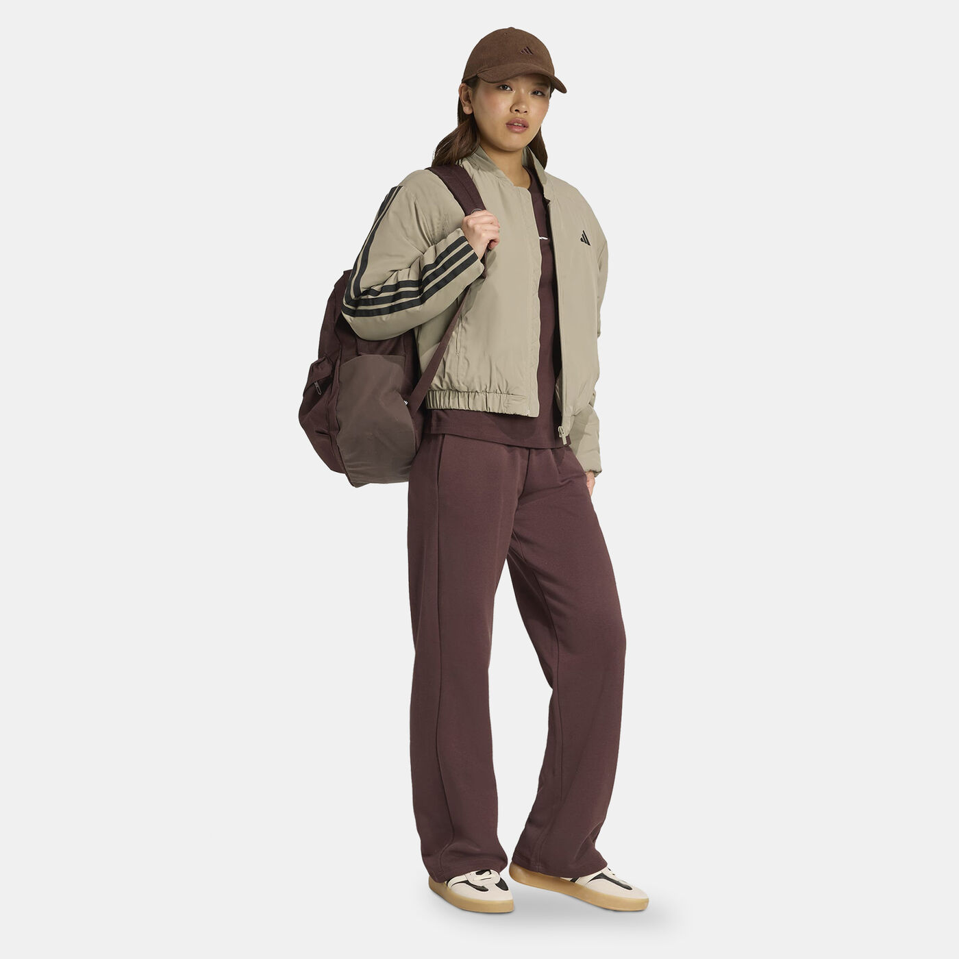 Women's Essentials Small Logo Joggers