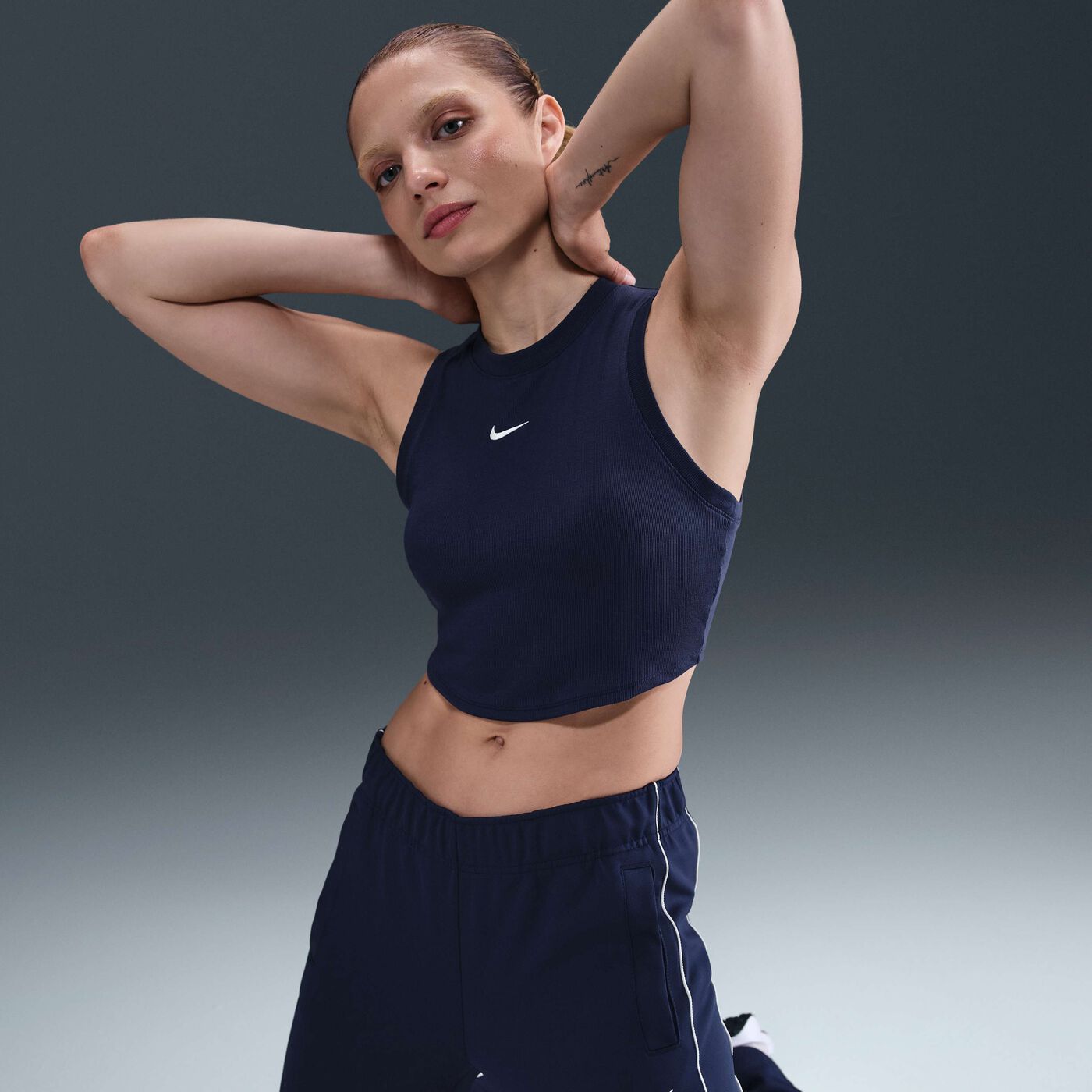 Women's Sportswear Chill Tight Cropped Mini-Rib Tank Top