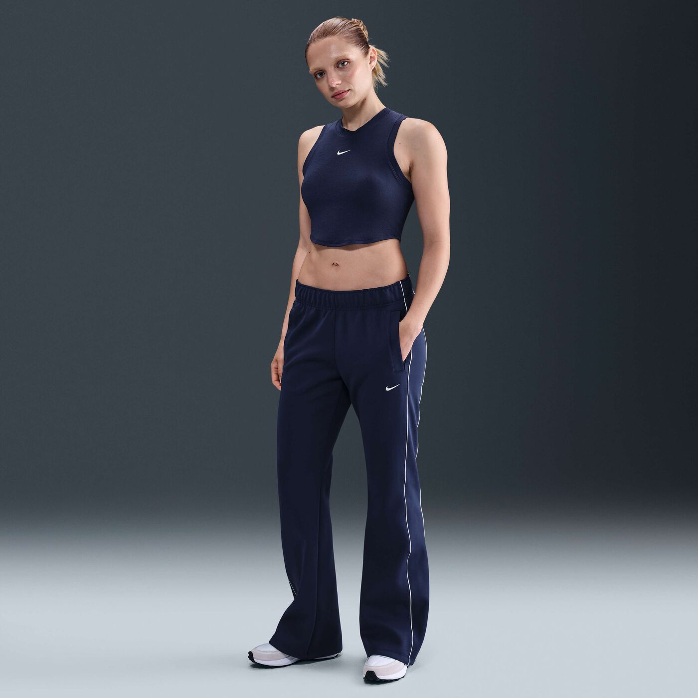 Women's Sportswear Chill Tight Cropped Mini-Rib Tank Top