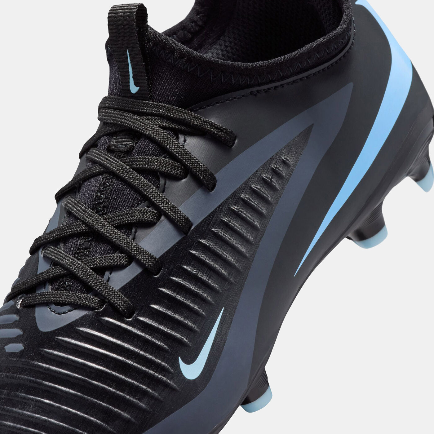 Kids' Phantom 6 Low Academy Multi-Ground Football Shoes
