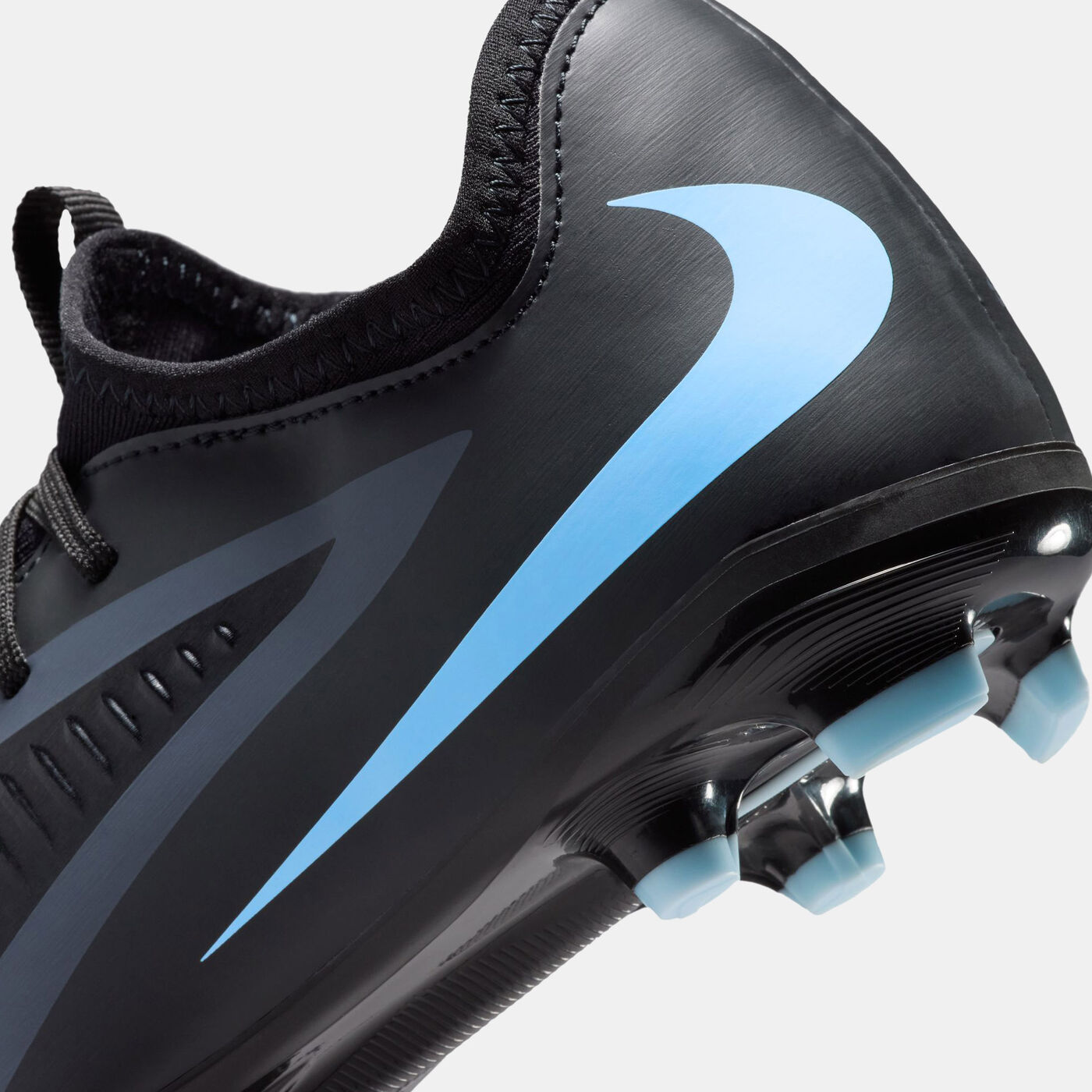 Kids' Phantom 6 Low Academy Multi-Ground Football Shoes
