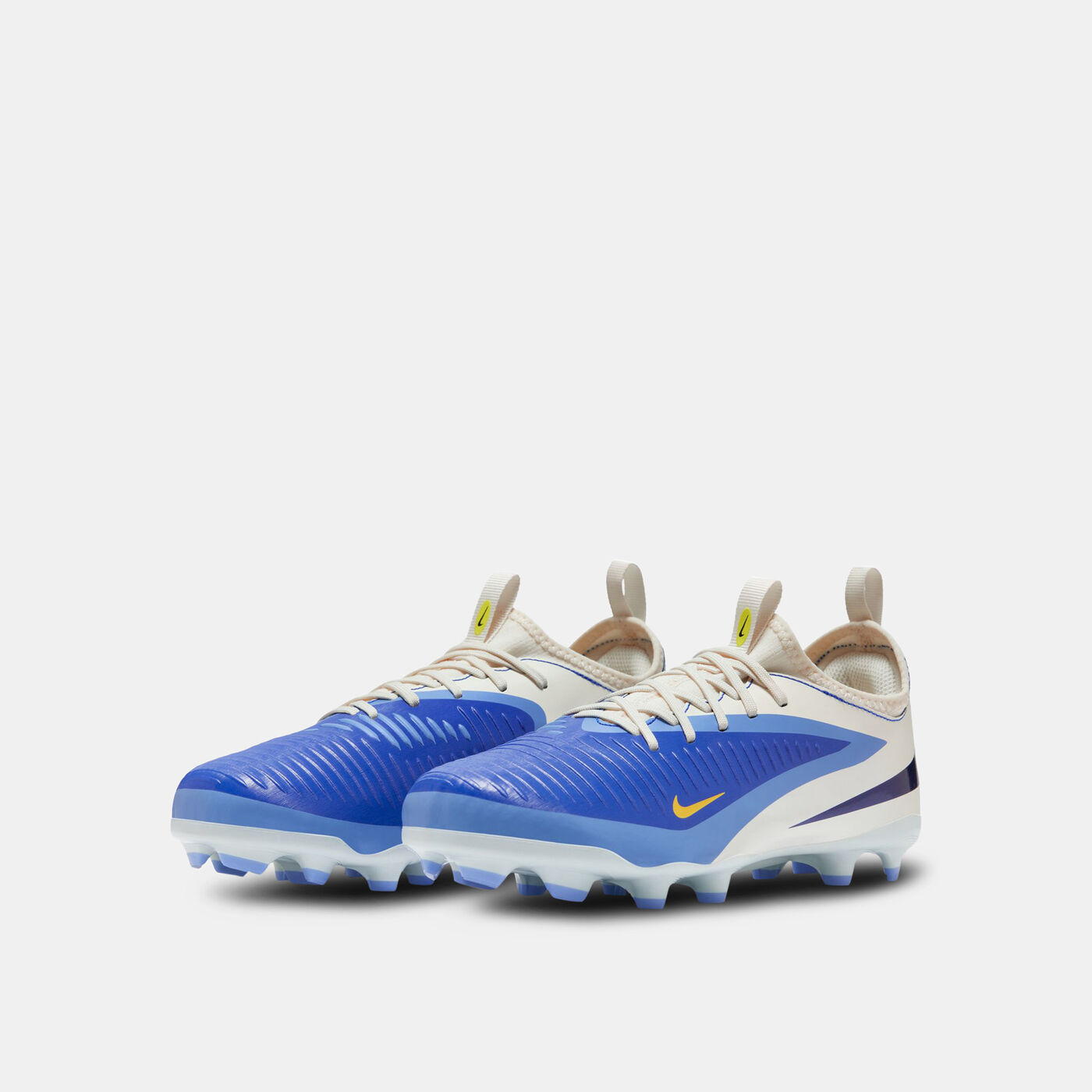 KIds' Phantom 6 Low Academy LV8 Multi-Ground Football Shoes
