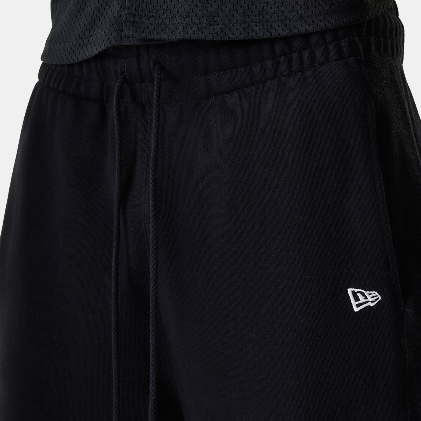 Men's NBA Chicago Bulls Arch Graphic Joggers