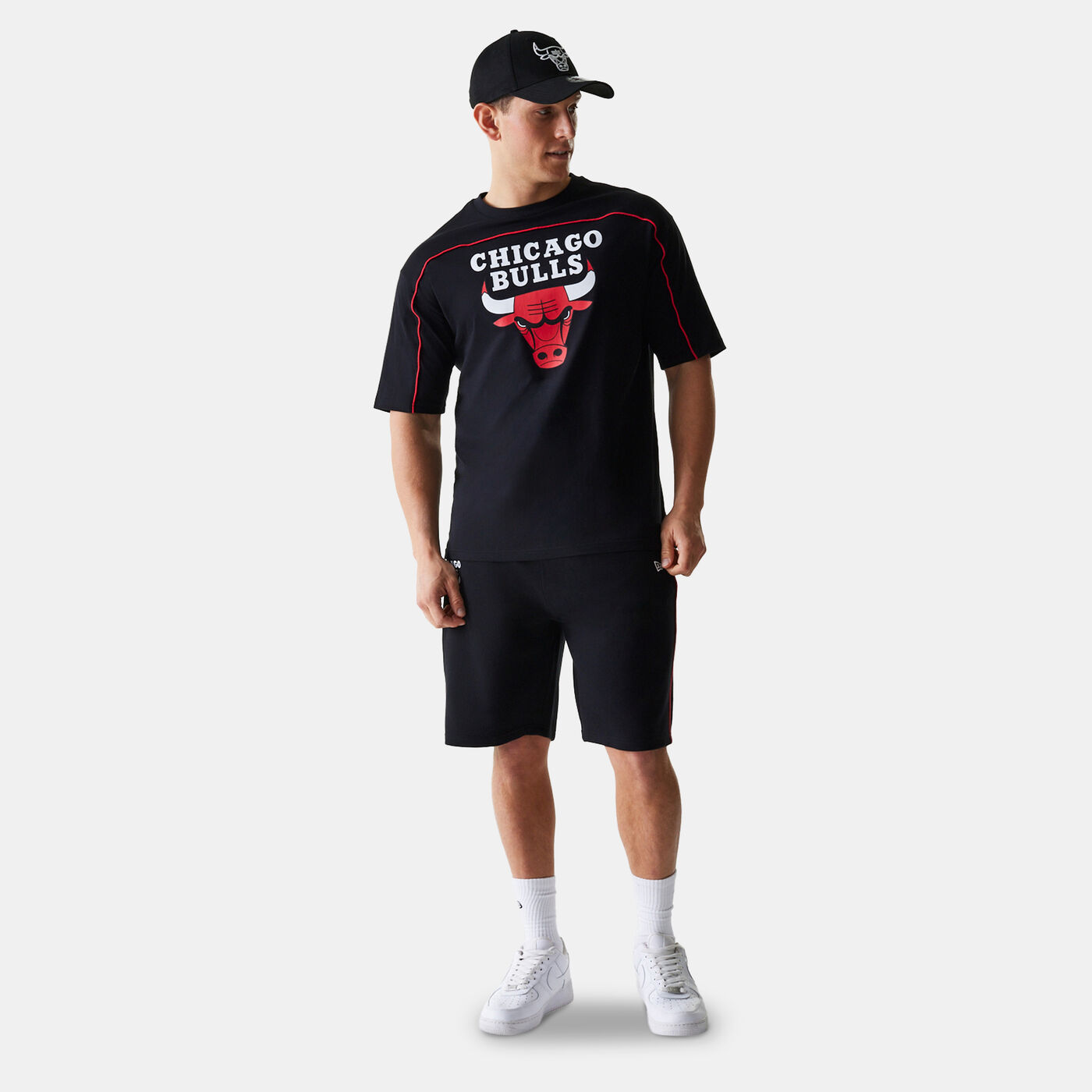 Men's NBA Chicago Bulls Piping Graphic T-Shirt