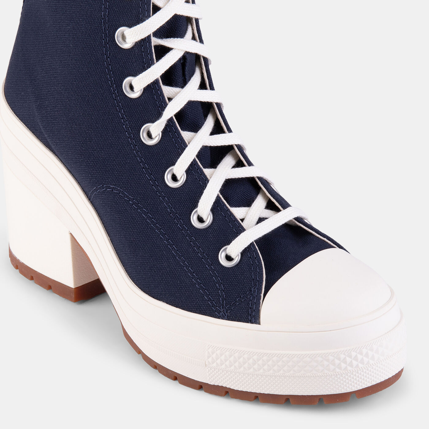 Women's Chuck 70 De Luxe Platform Shoes