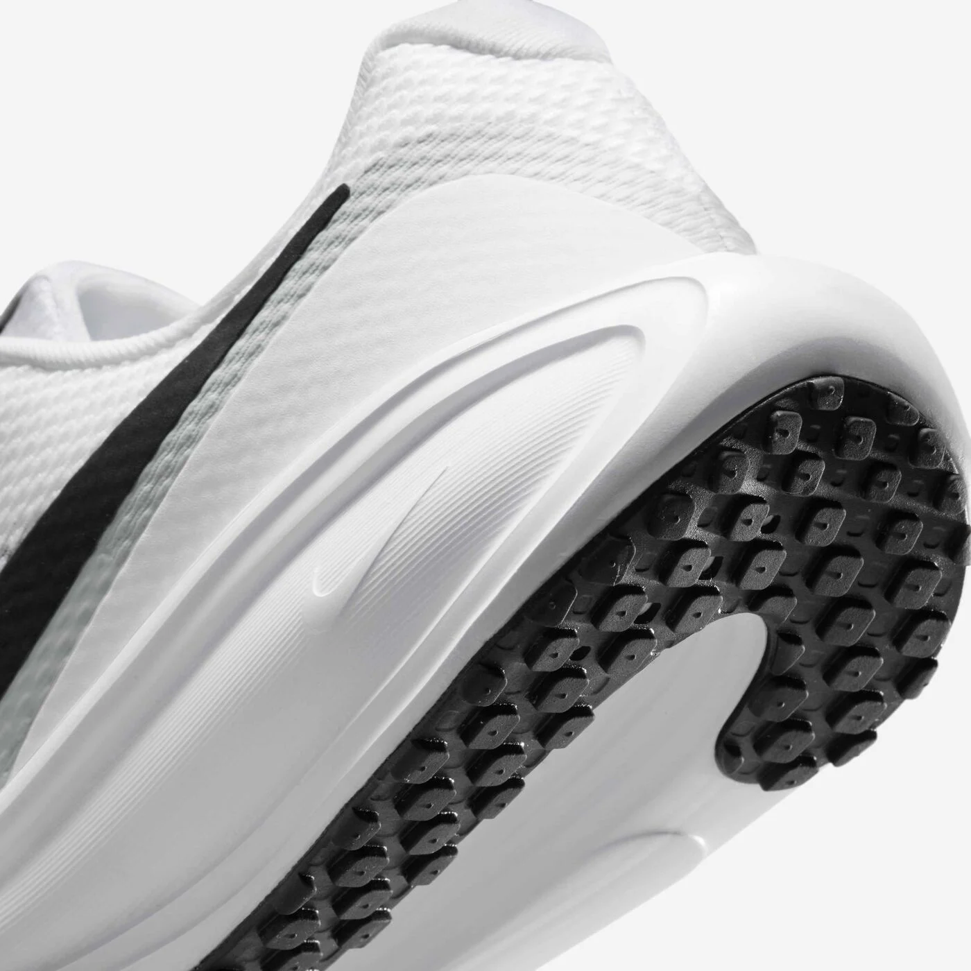 Women's Revolution 8 Wide Running Shoes