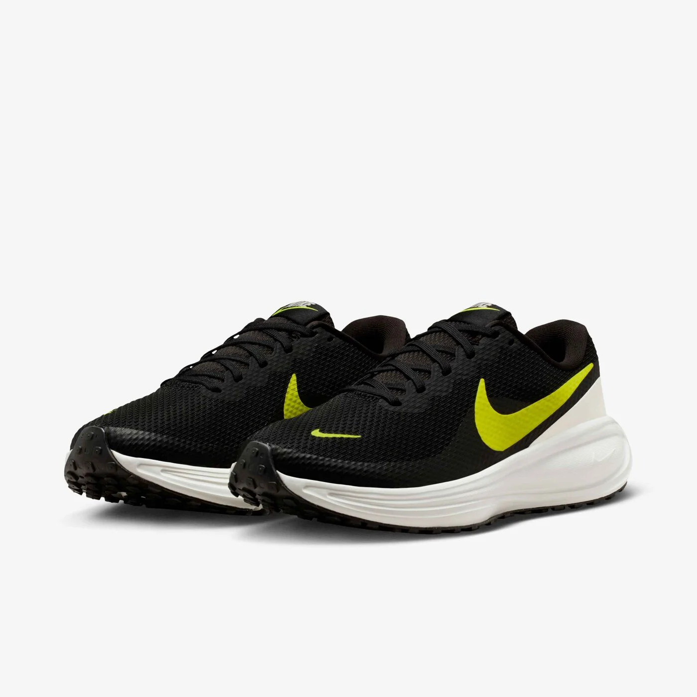 Women's Revolution 8 Running Shoes