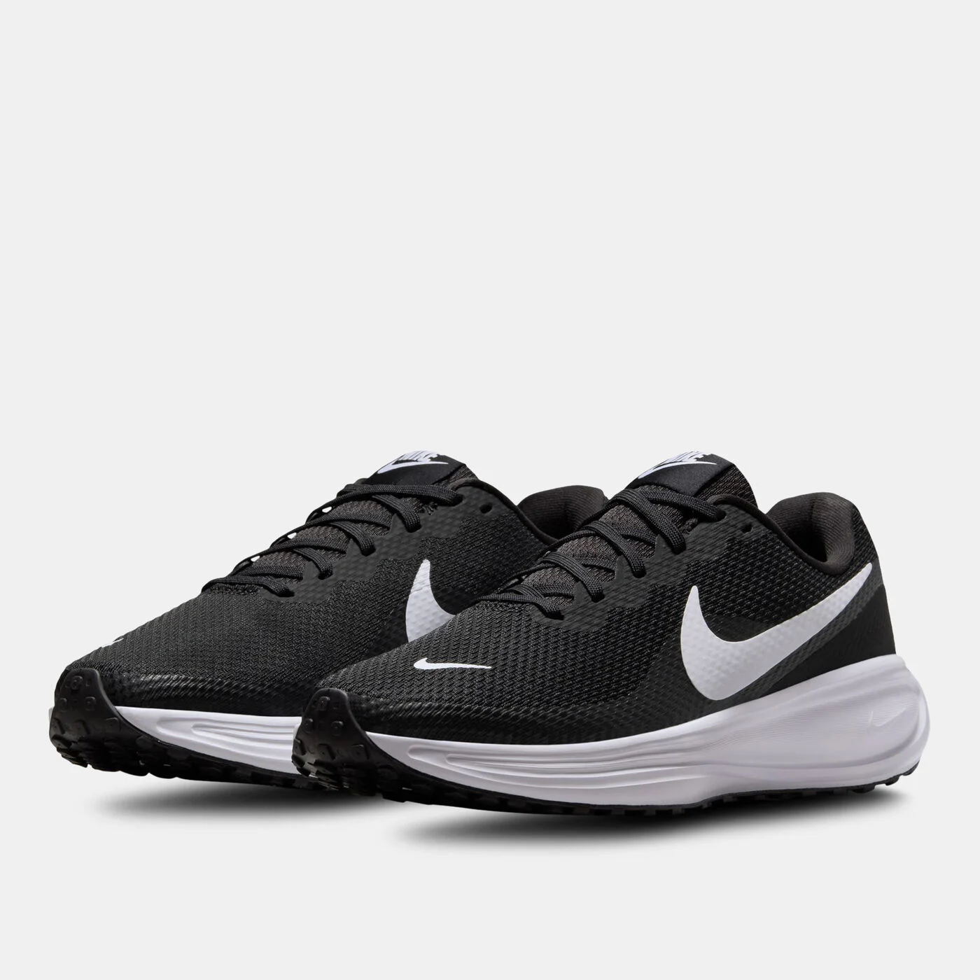 Women's Revolution 8 Wide Running Shoes