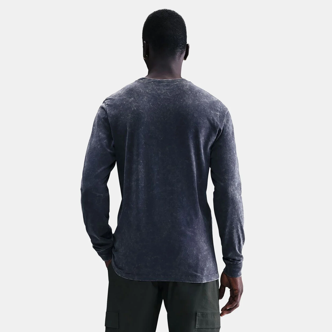 Men's Long-Sleeve Basketball T-Shirt