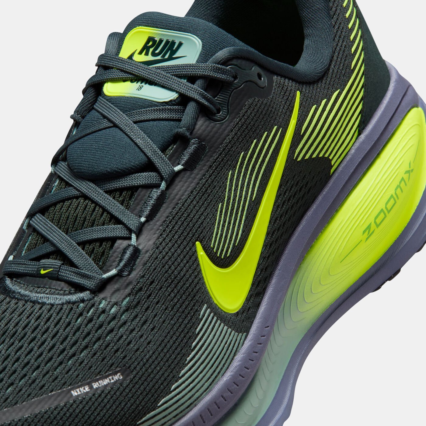 Men's Vomero 18 Road Running Shoes