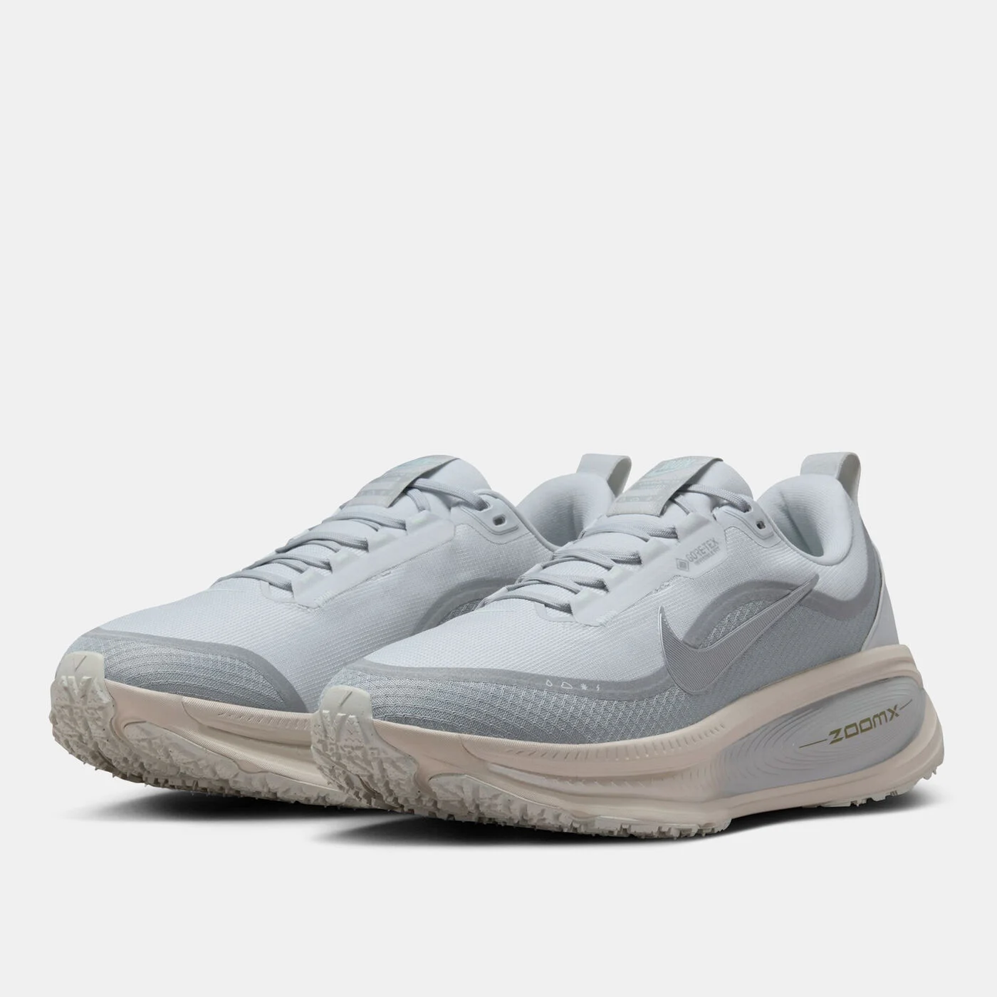 Men's Vomero 18 GORE-TEX Road Running Shoes