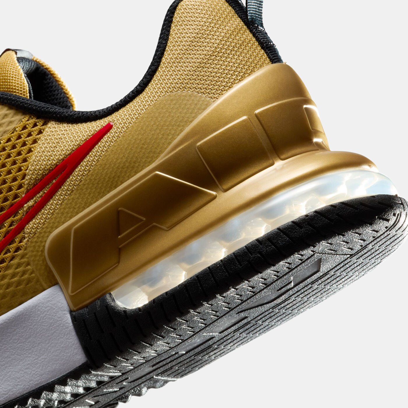 Men's Air Max Alpha Trainer 6 Shoes