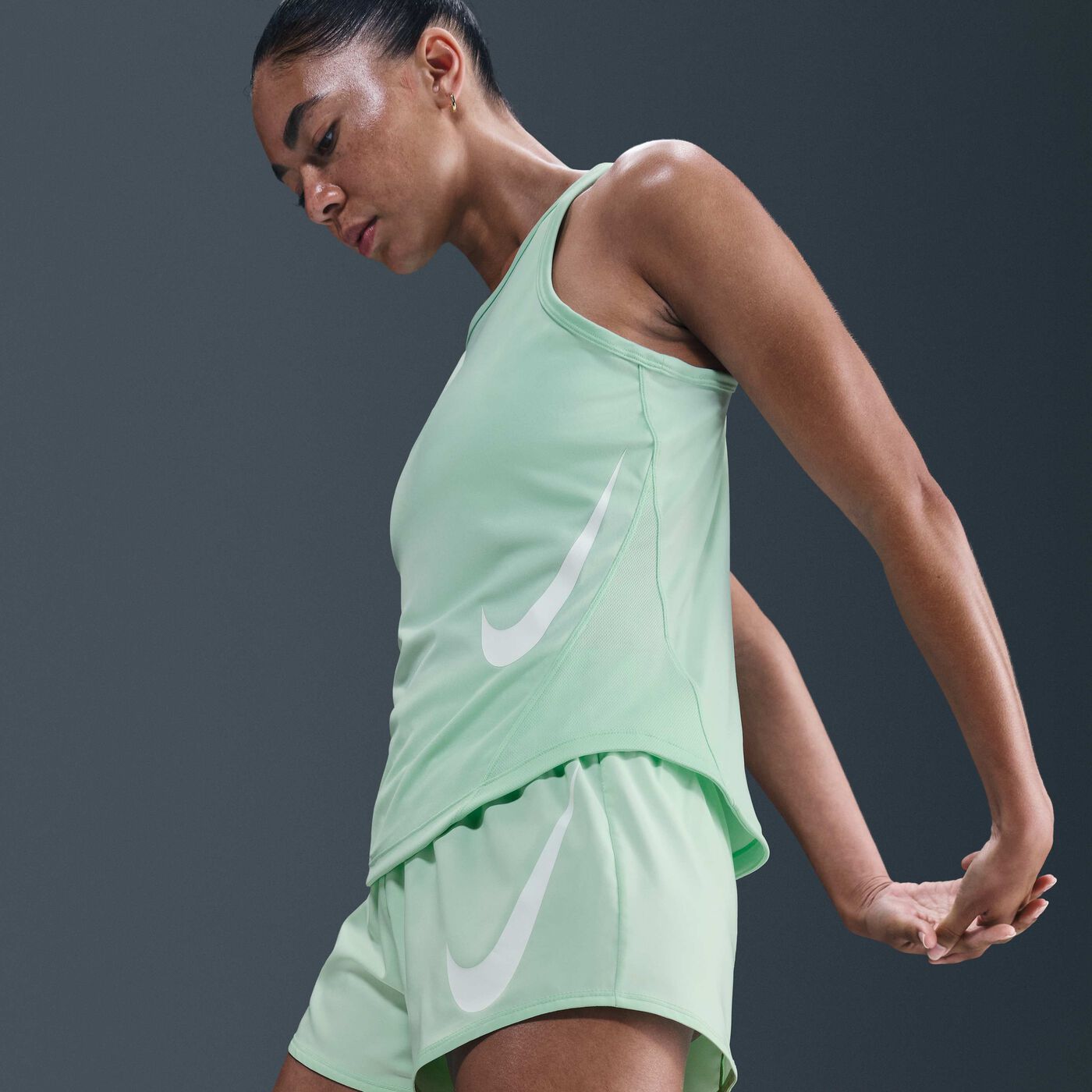 Women's Tempo Swoosh Run Dri-FIT Running Tank Top