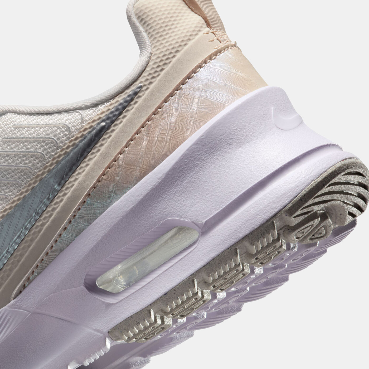 Women's Air Max Nuaxis SE Shoes