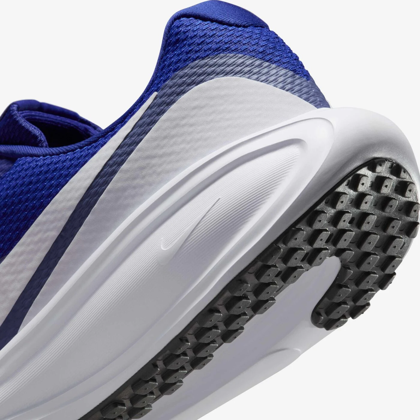 Men's Revolution 8 Road Running Shoes
