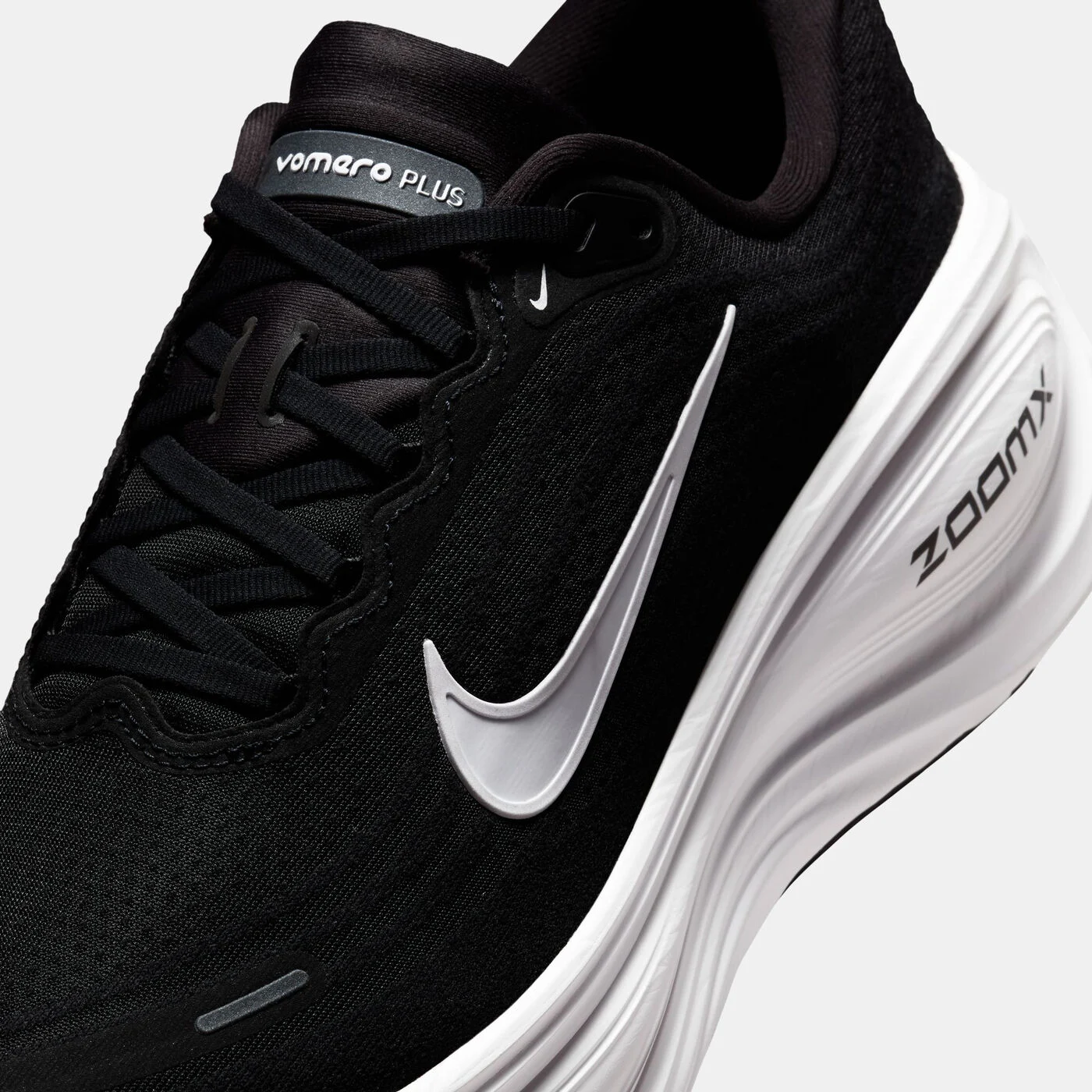 Men's Vomero Plus Road Running Shoes (Extra Wide)