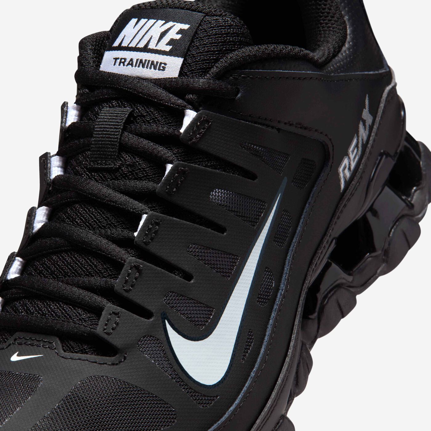 Women's Reax 8 TR Workout Shoes
