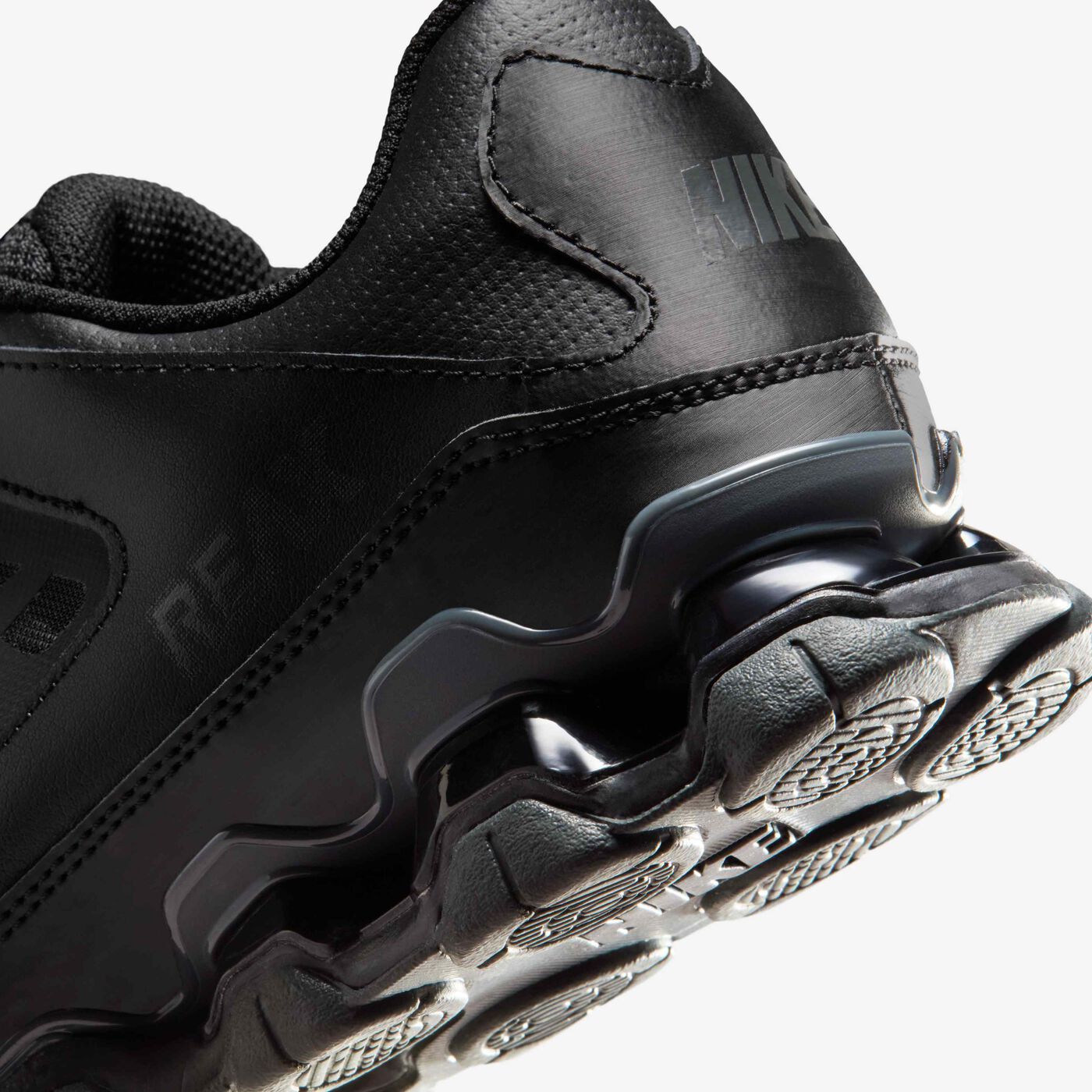 Women's Reax 8 TR Workout Shoes