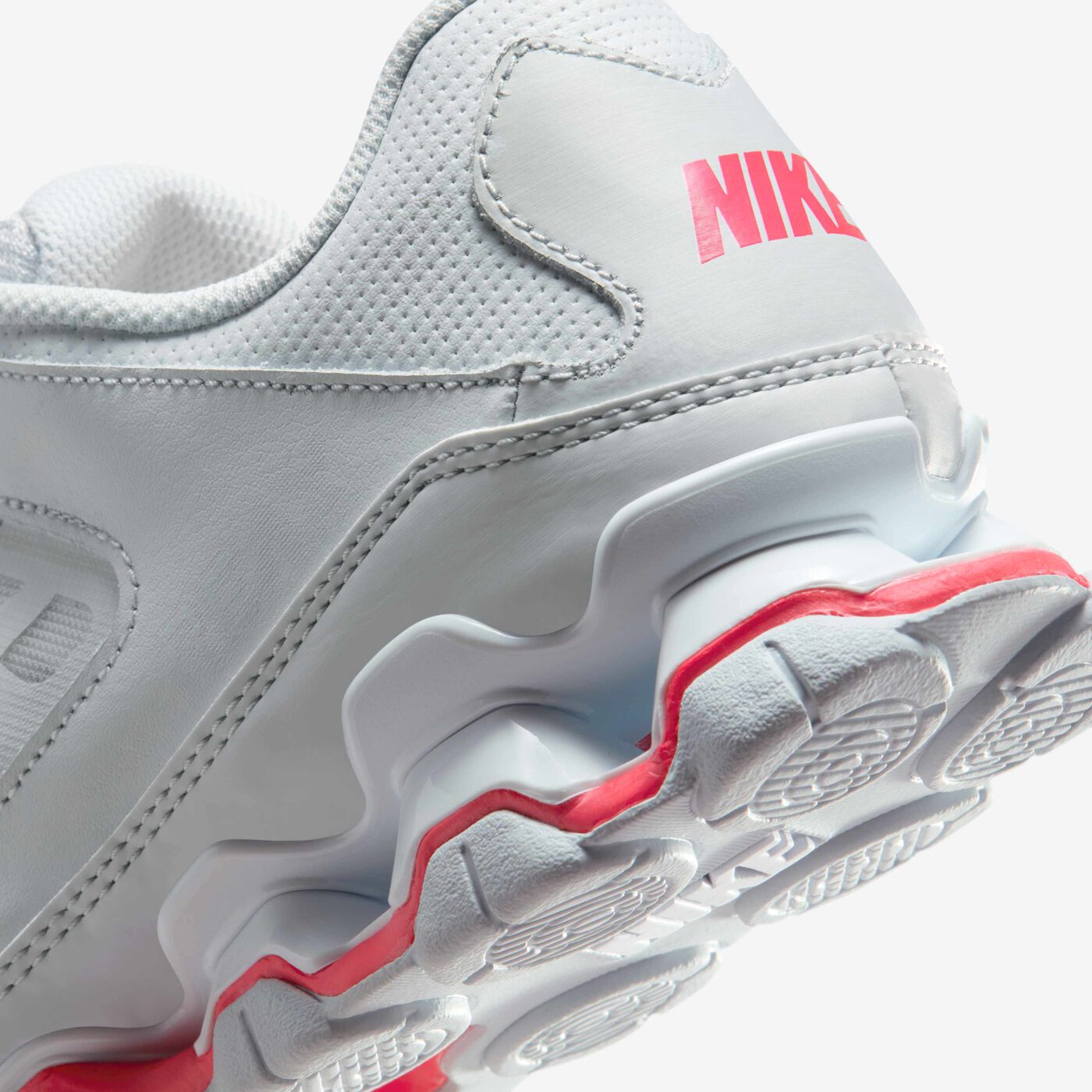 Women's Reax 8 TR Workout Shoes