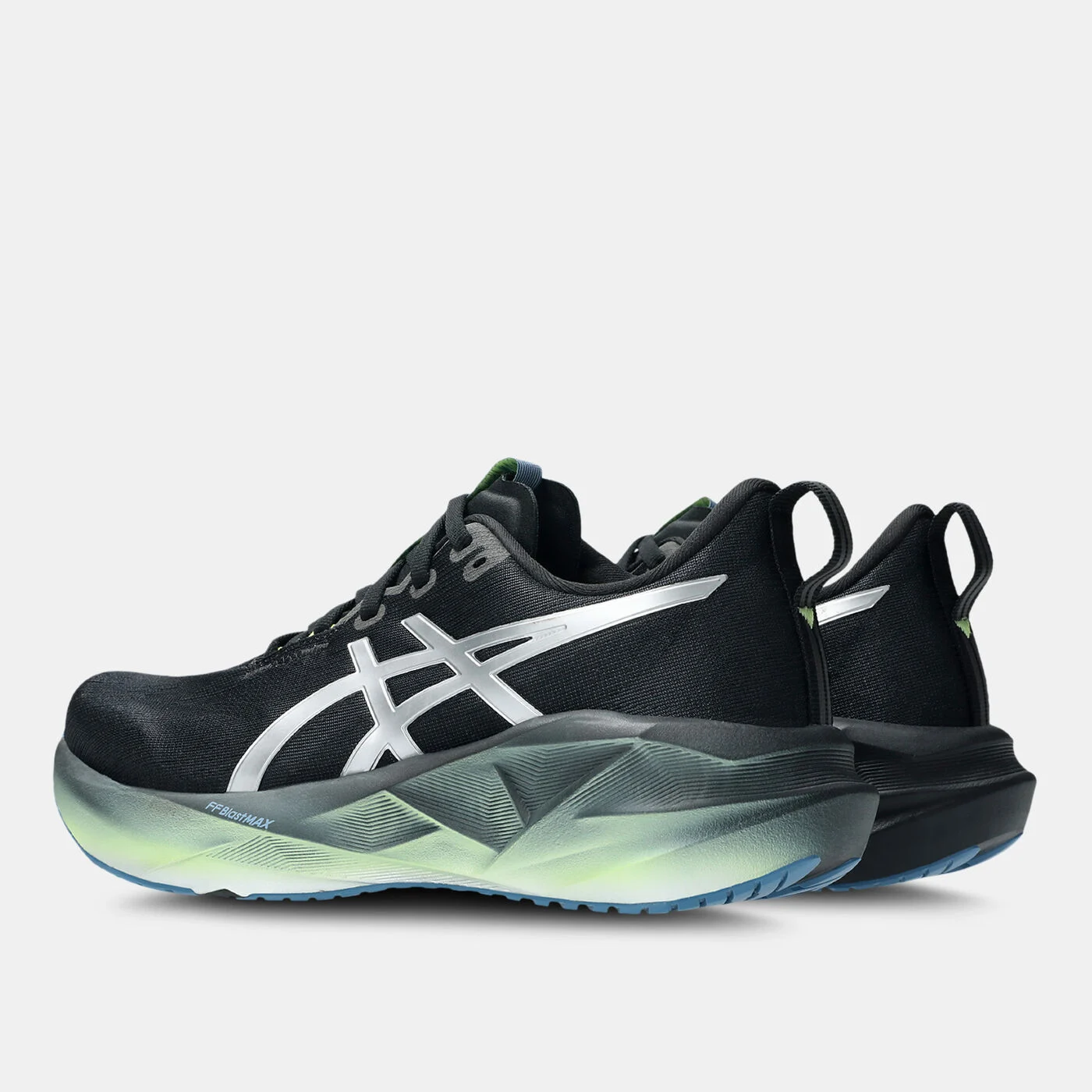 Women's NOVABLAST 5 LUXE Running Shoes