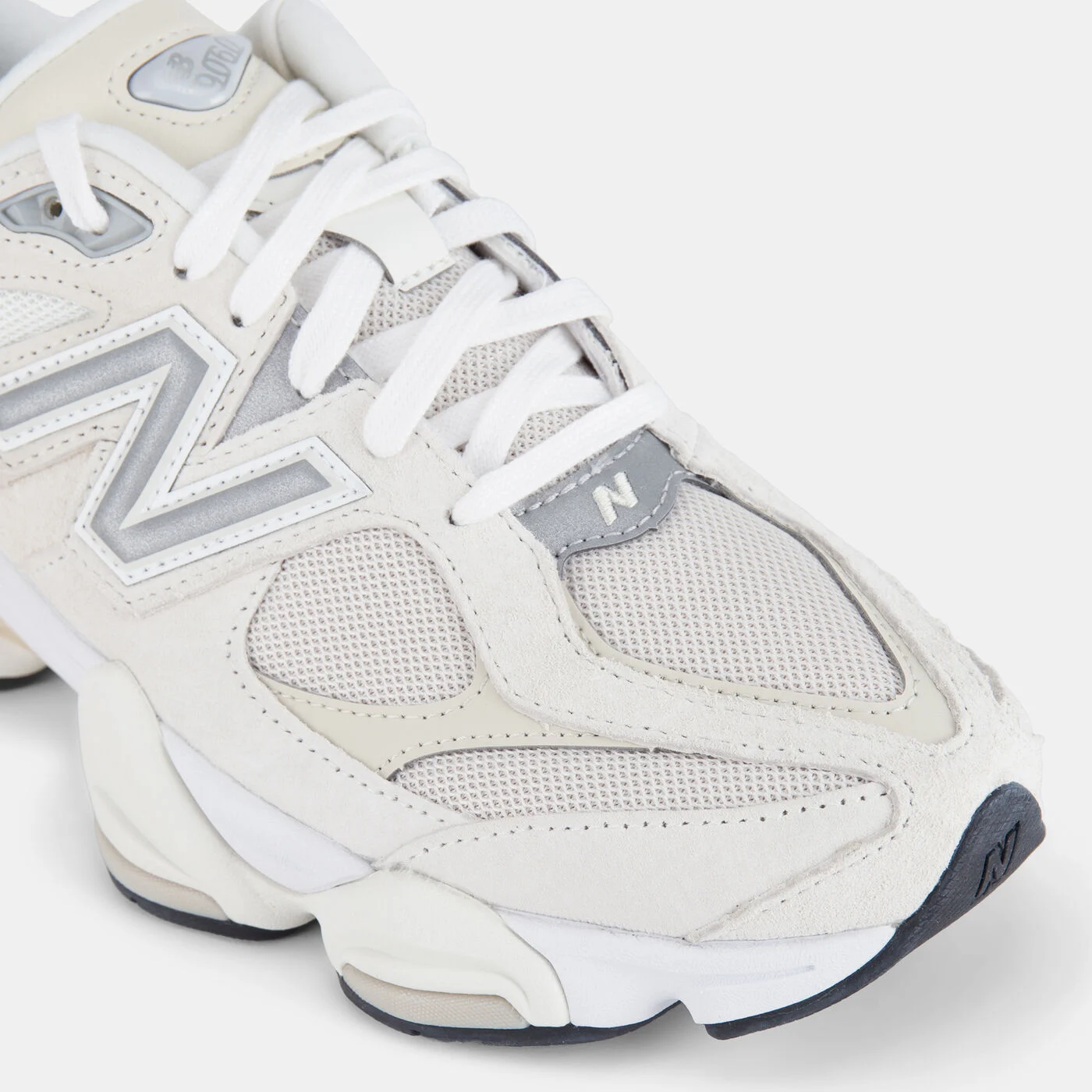 9060 Shoes