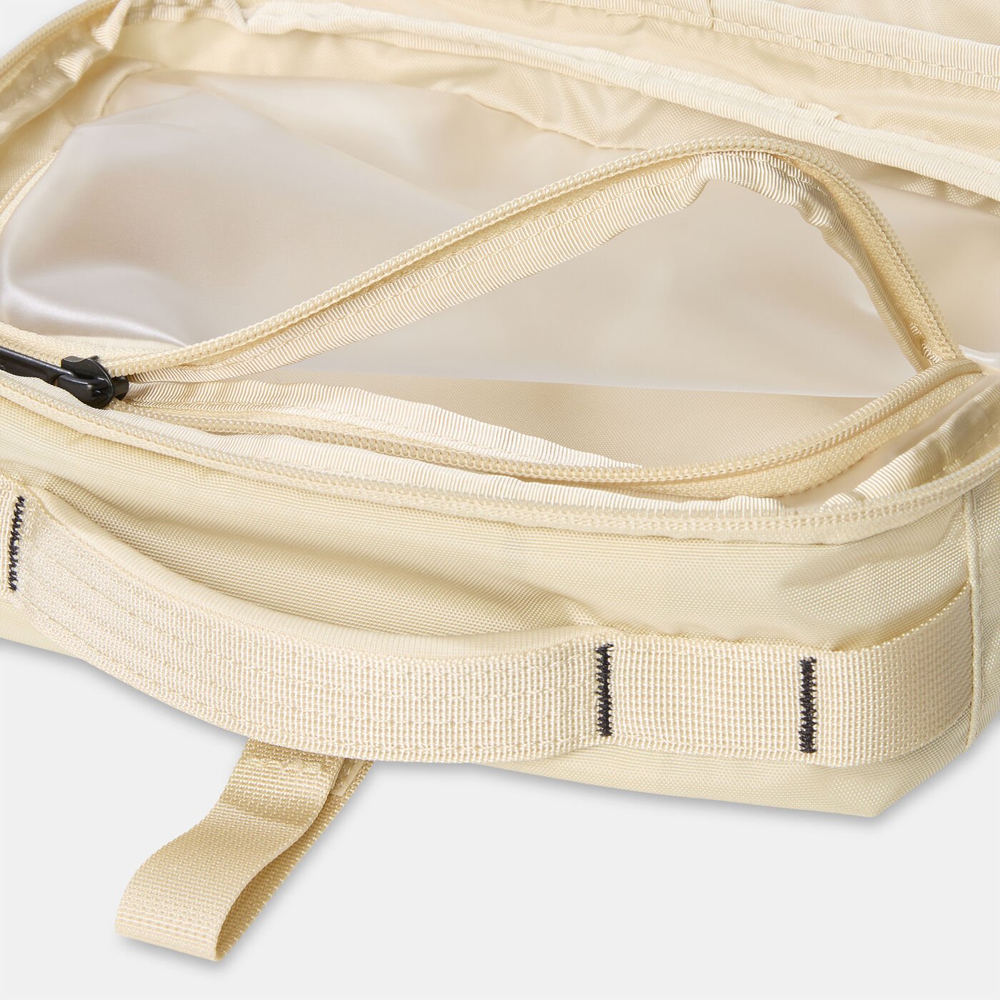 Base Camp Voyager Toiletry Bag