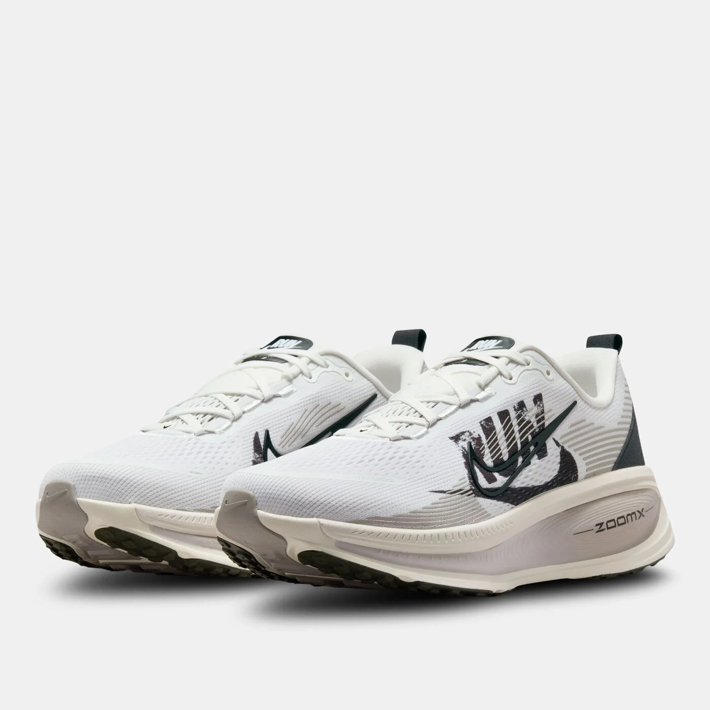 Men's Vomero 18 Road Running Shoes