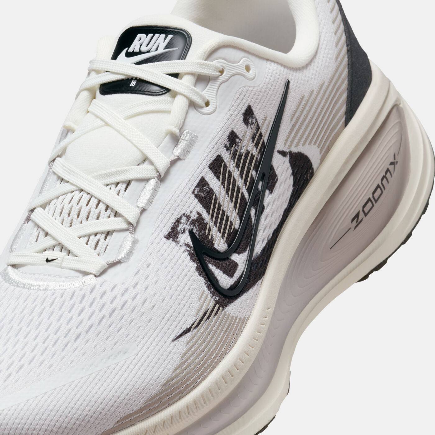 Men's Vomero 18 Road Running Shoes