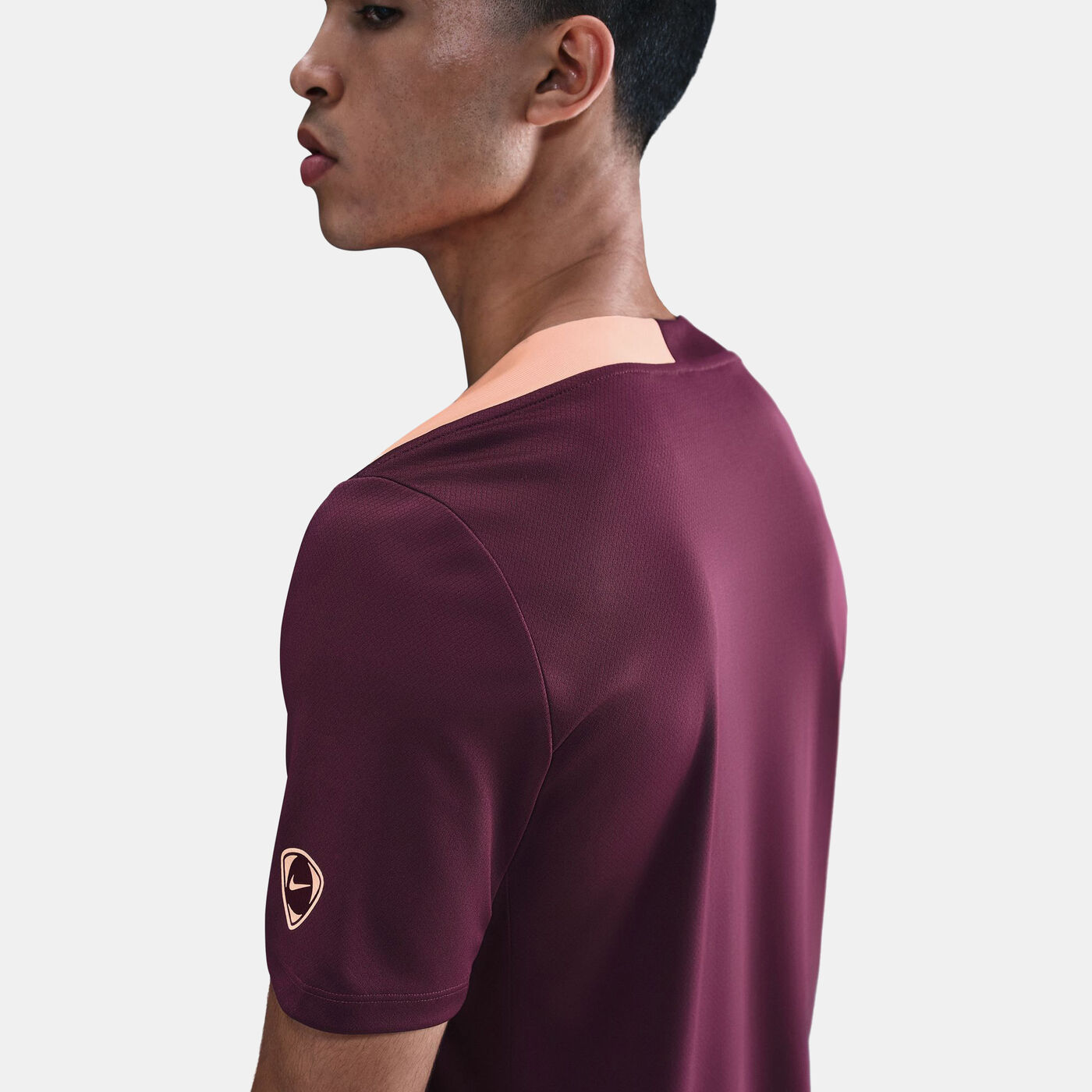 Men's Strike Total 90 Football Top