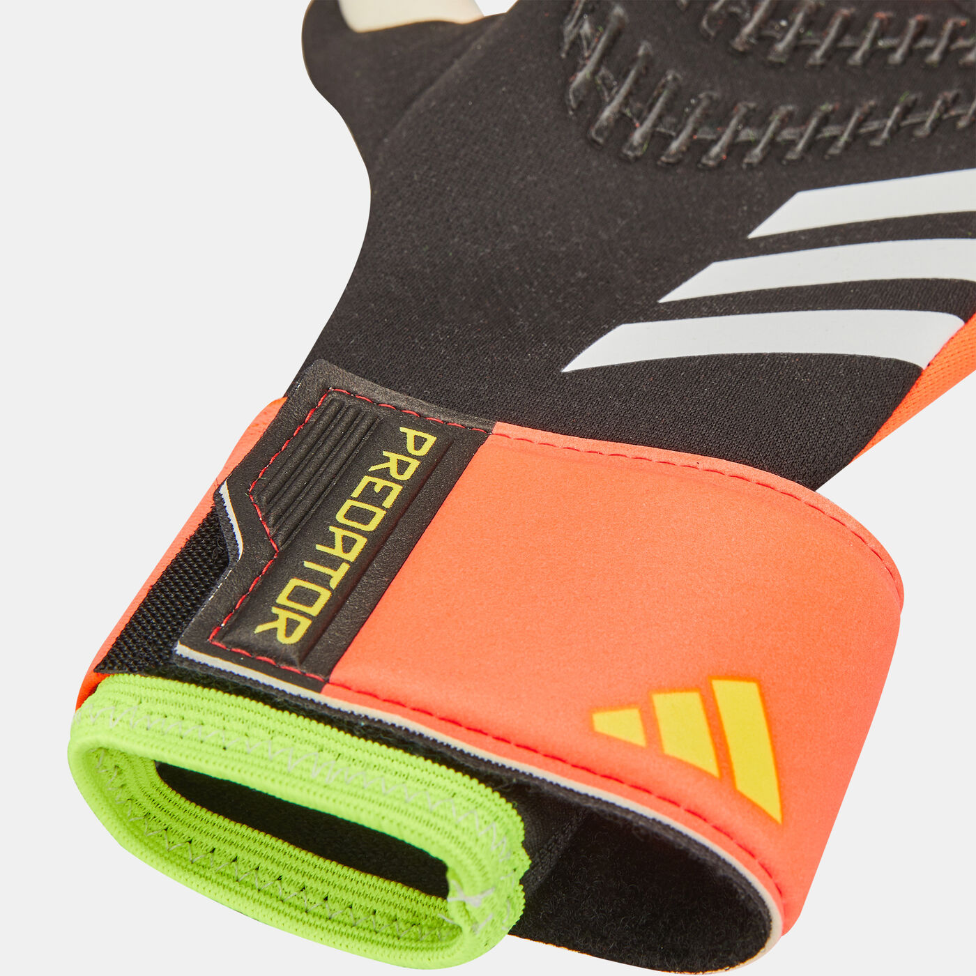Predator League Football Goalkeeper Gloves