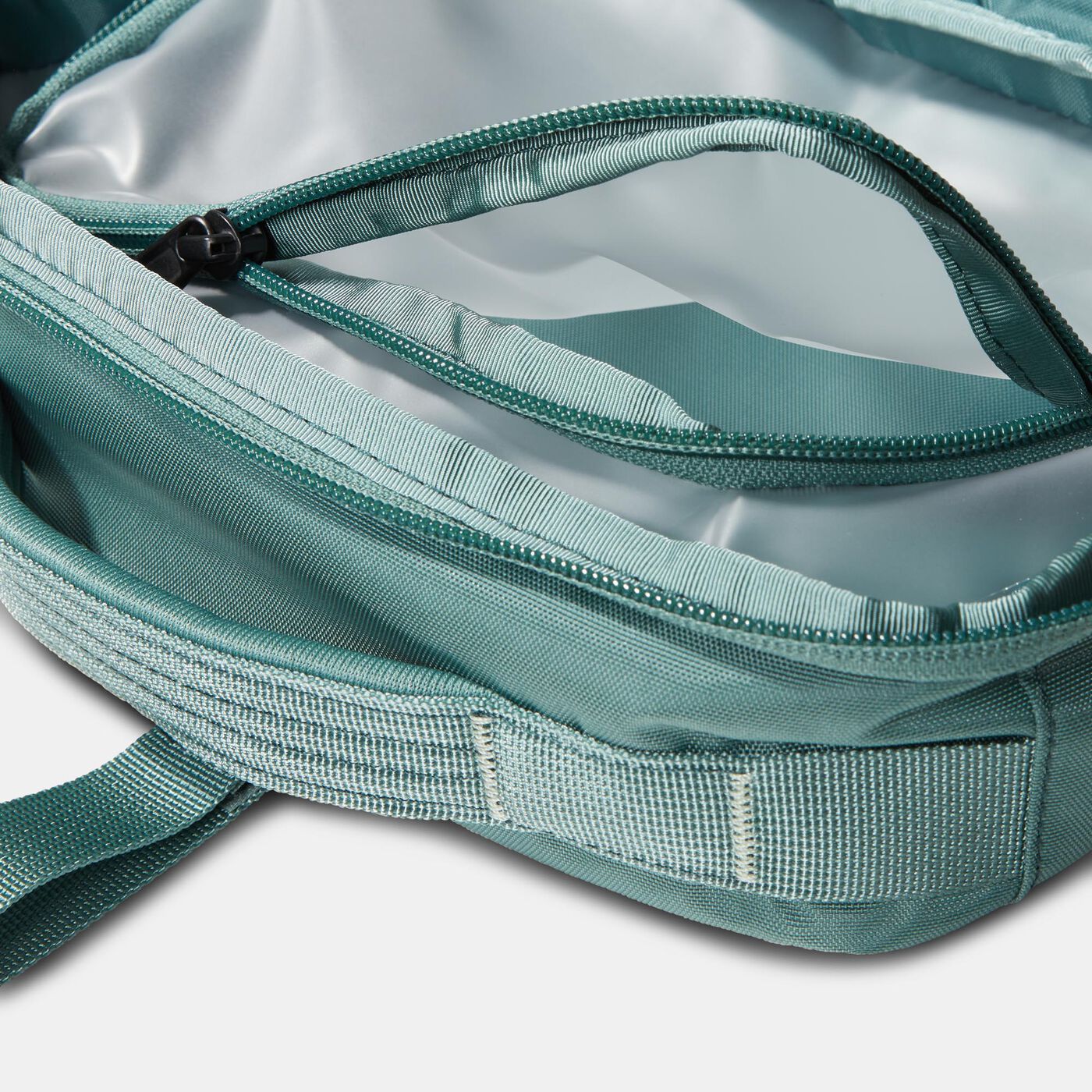 Base Camp Voyager Toiletry Bag