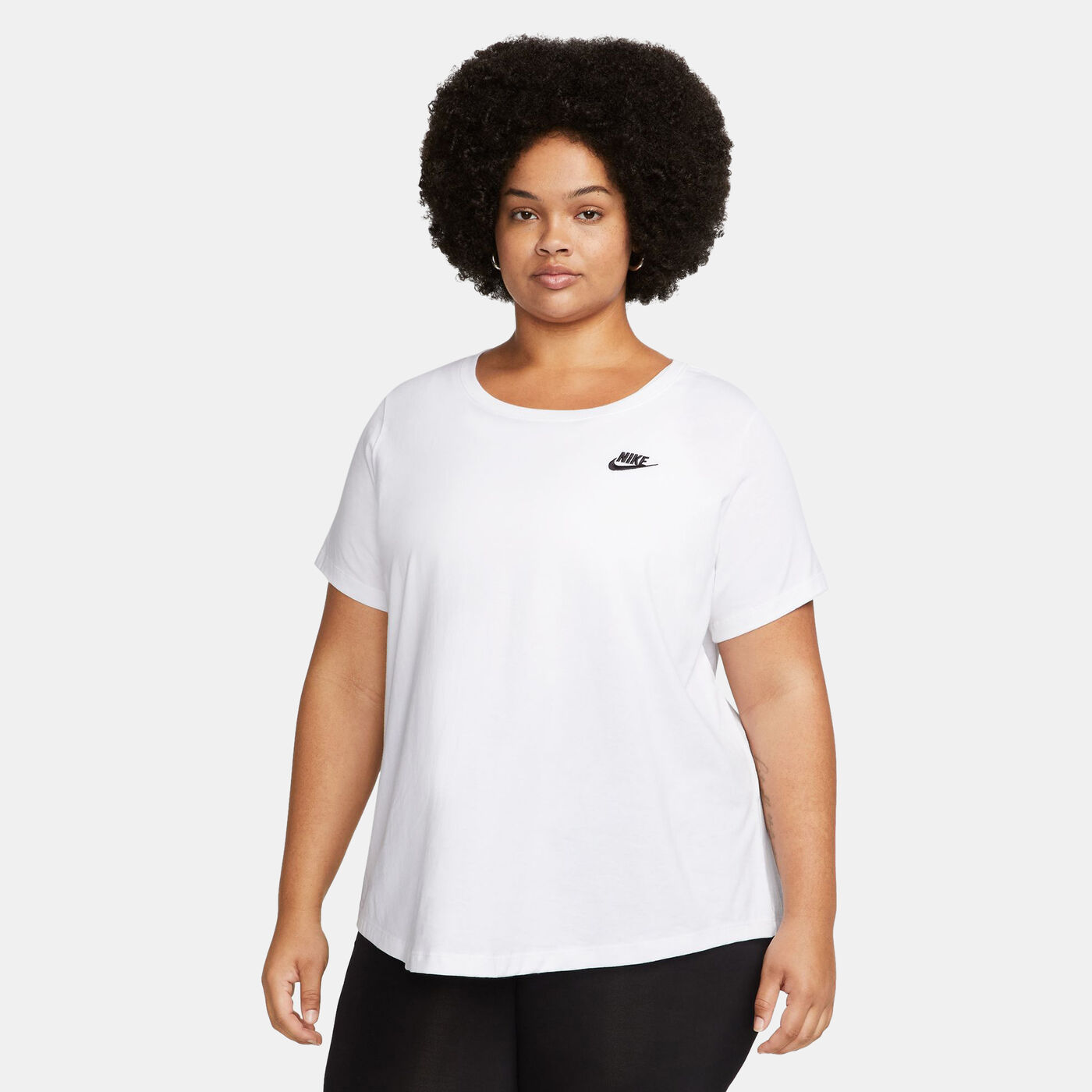 Women's Sportswear Club Essentials T-Shirt (Plus Size)