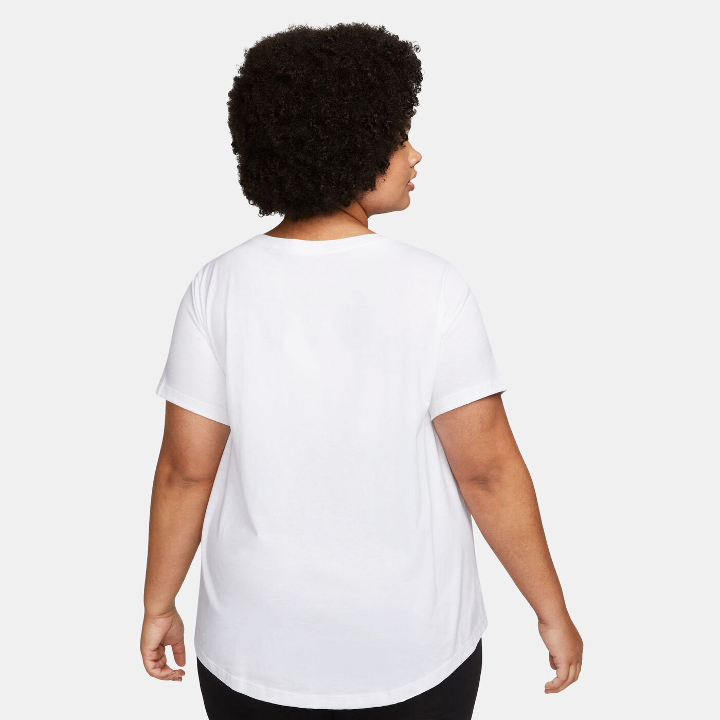 Women's Sportswear Club Essentials T-Shirt (Plus Size)