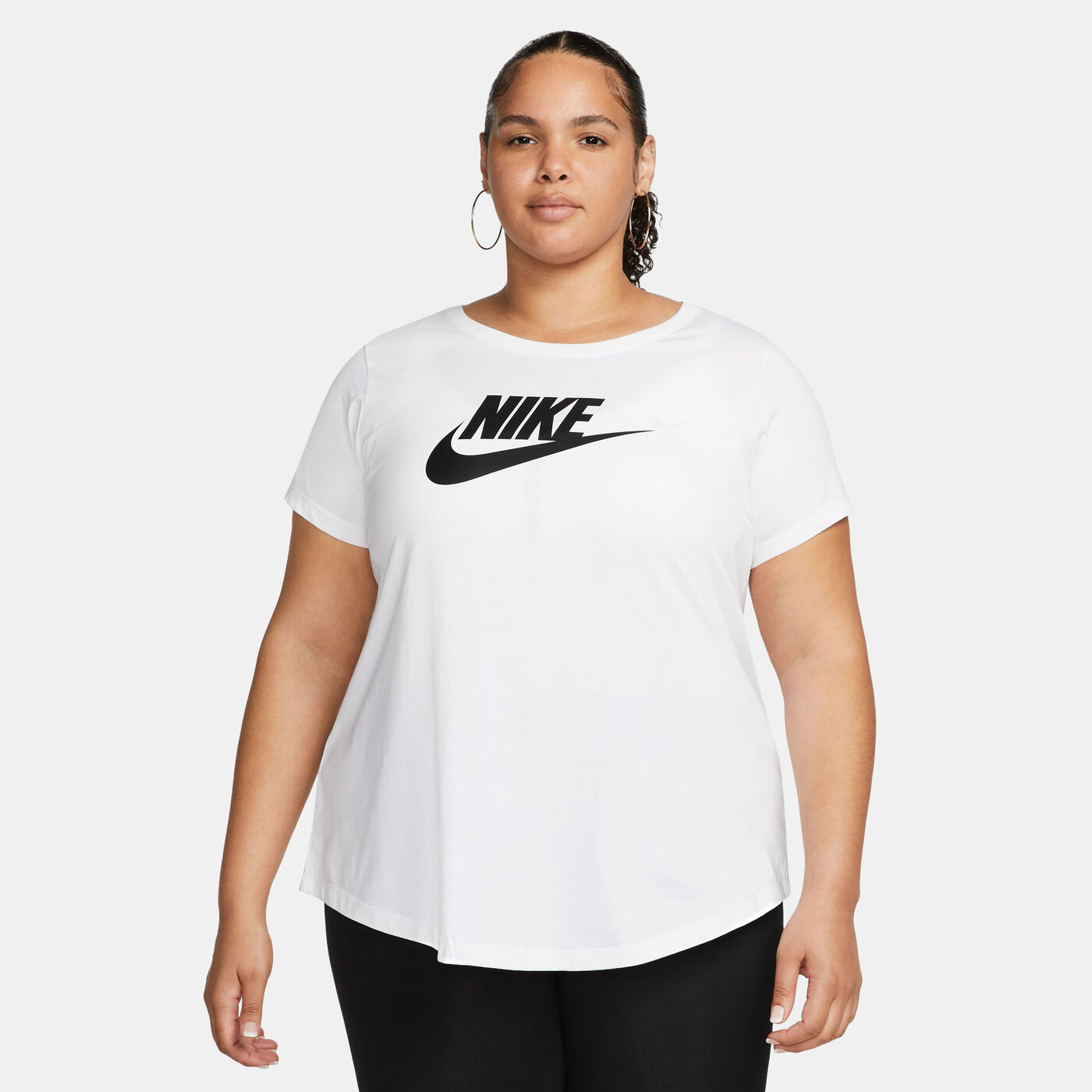 Women's Sportswear Essentials Logo T-Shirt (Plus Size)