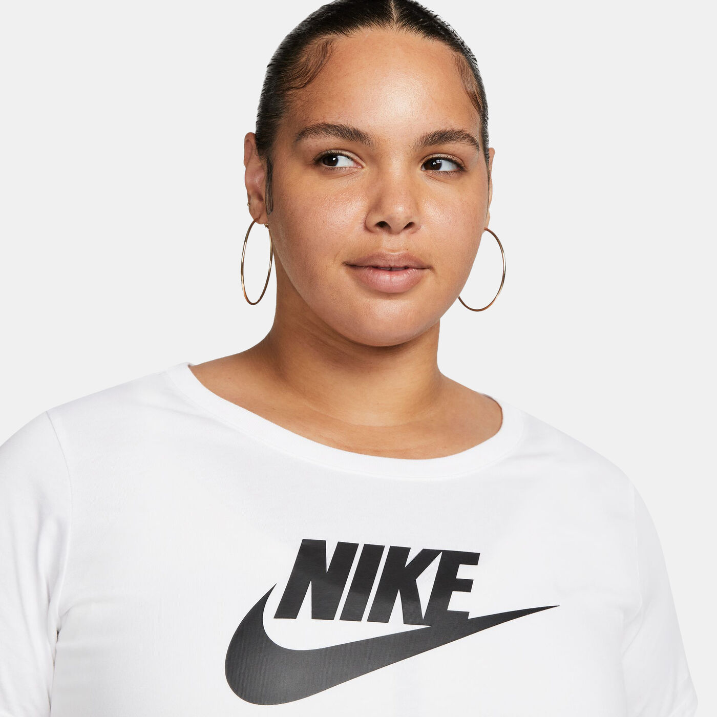 Women's Sportswear Essentials Logo T-Shirt (Plus Size)