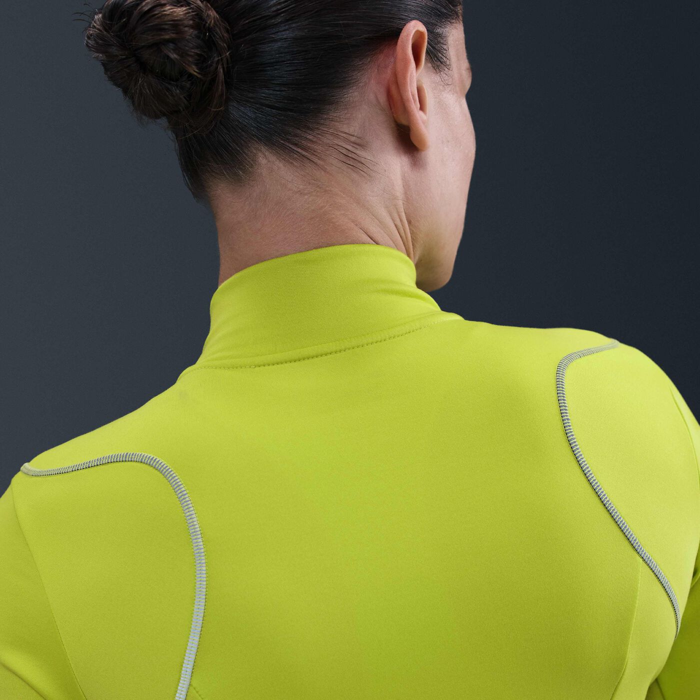 Women's Swift Therma-FIT 1/4-Zip Running Top