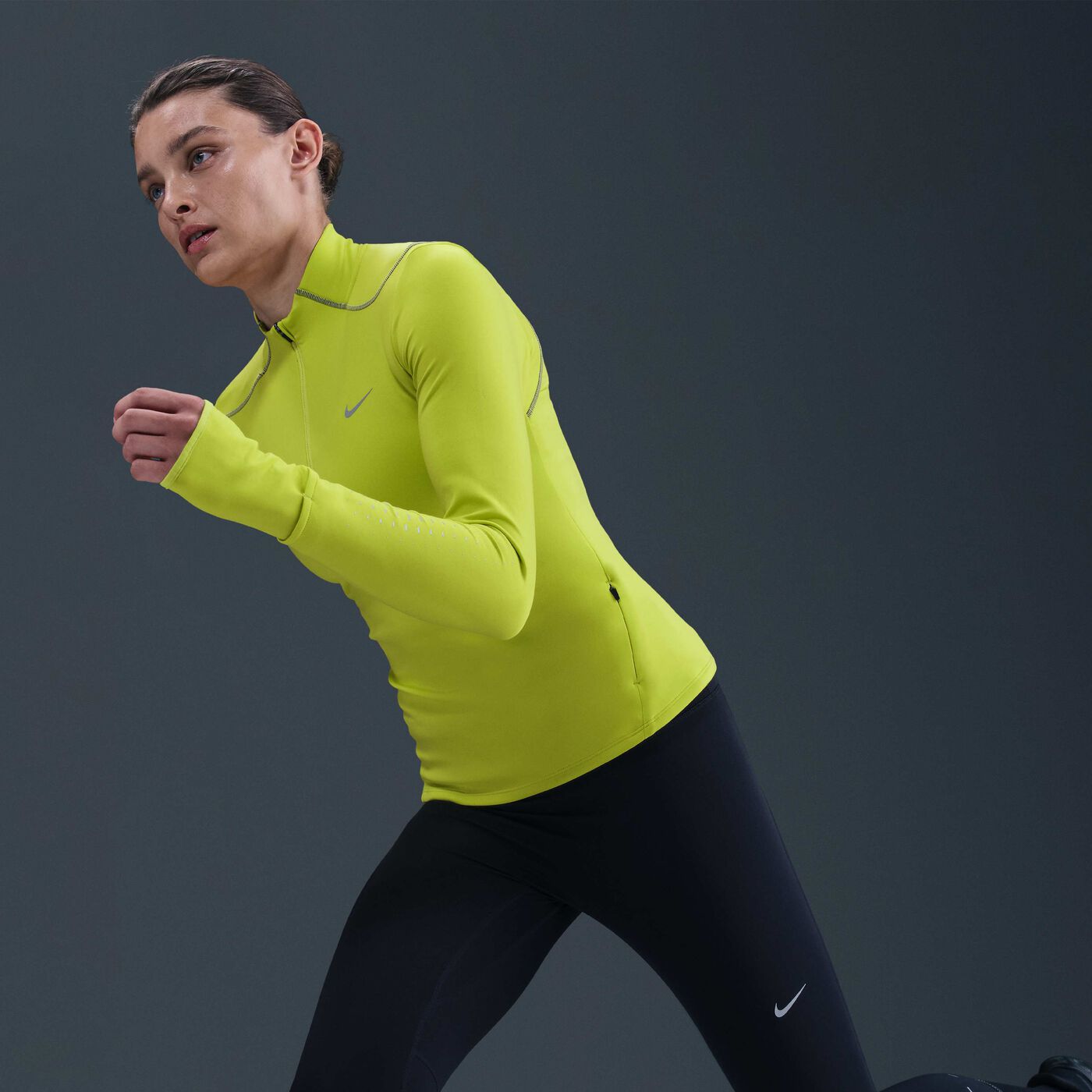 Women's Swift Therma-FIT 1/4-Zip Running Top