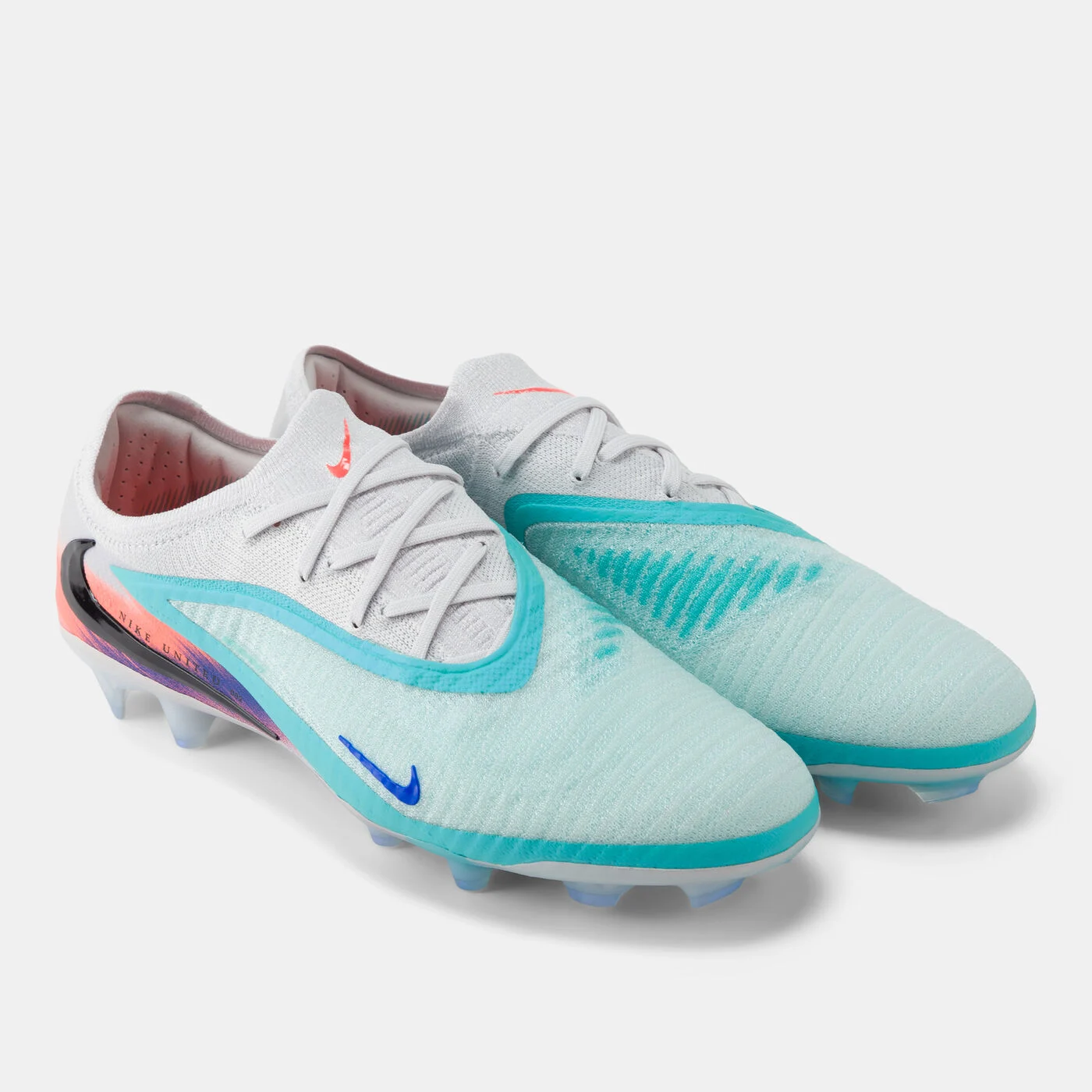 Men's Phantom 6 Low Elite Firm Ground Football Shoes